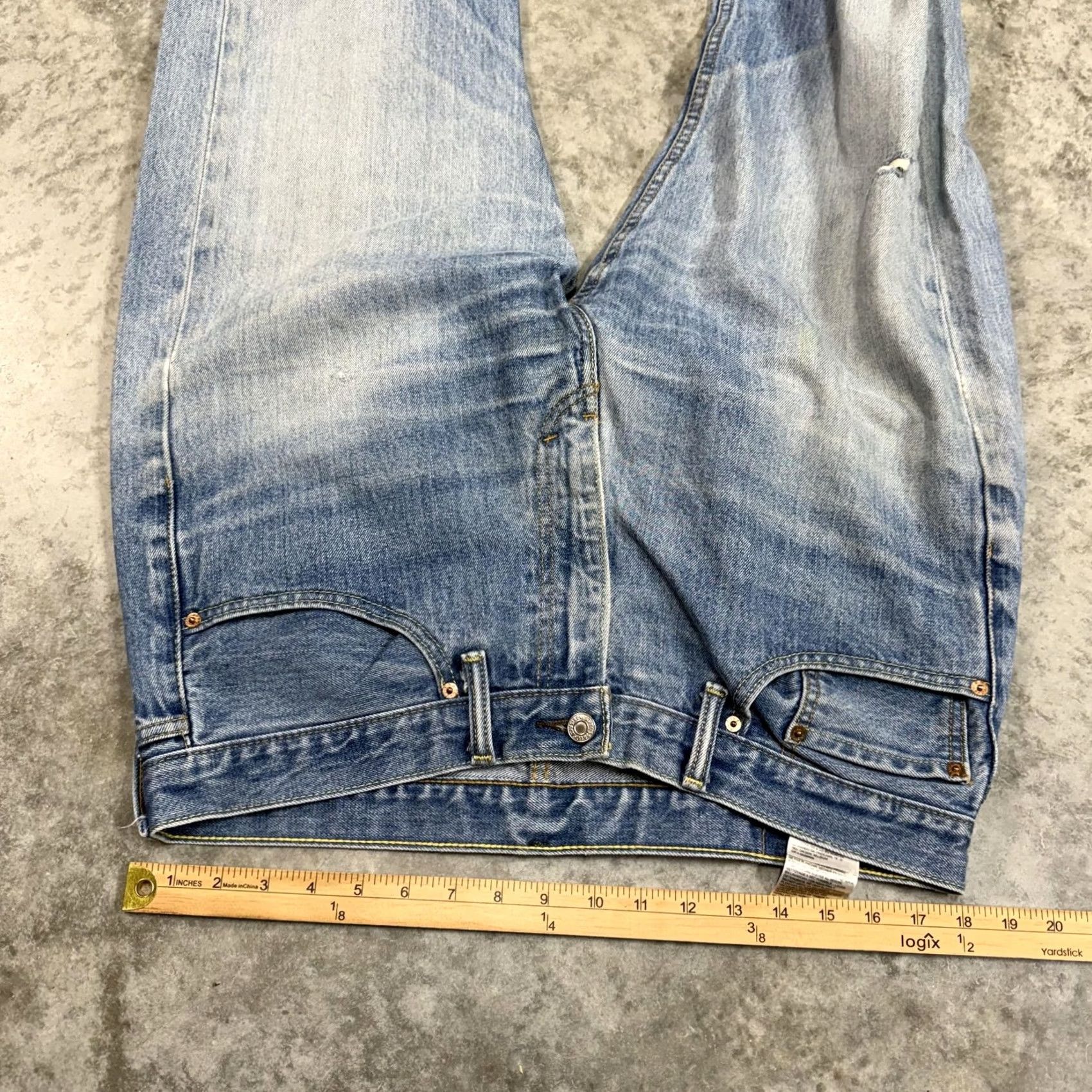 Levi's Levi's 505 Jeans Mens 36x32 Blue Light Wash Regular Fit Straight Distressed Denim Regular Waist Zip Pockets Vintage No Size US 36 / EU 52 - 5 Thumbnail