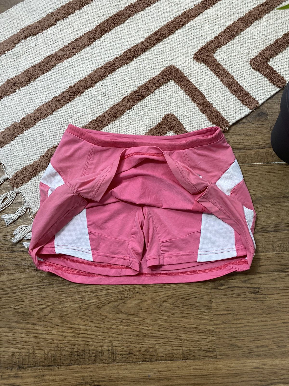 Adidas VINTAGE ADIDAS CLIMACOOL TENIS SKIRT SHORTS Size 28" / US 6 / IT 42 - 4 Thumbnail