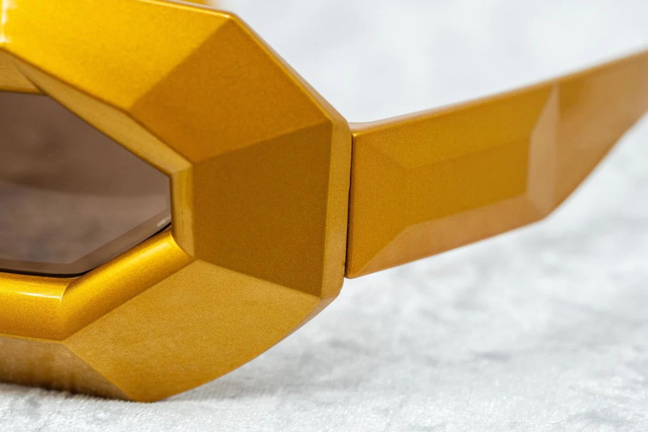 Vintage × Walter Van Beirendonck Walter Van Beirendonck Sunglasses Shiny Gold and Brown Size ONE SIZE - 6 Thumbnail