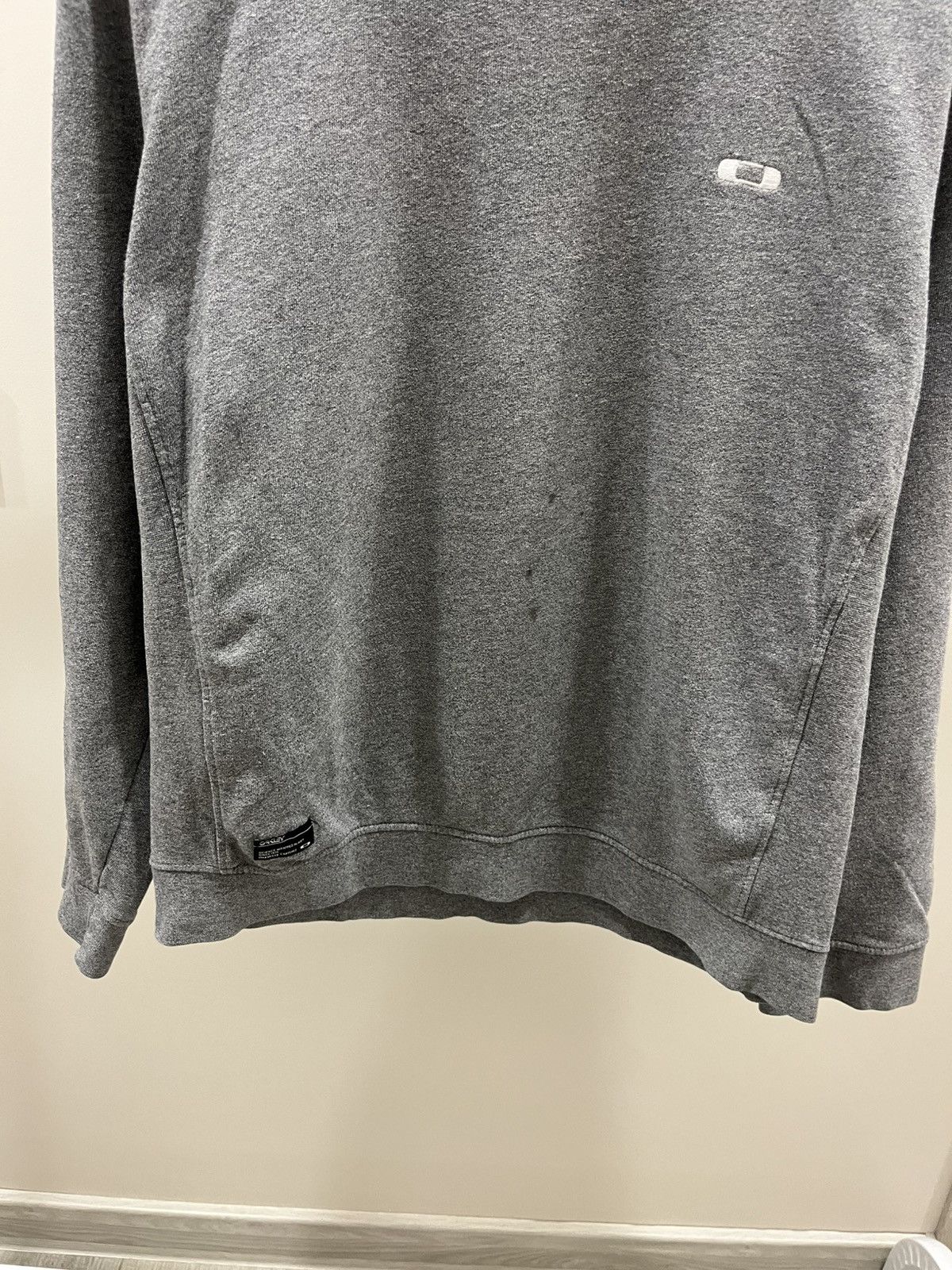 Oakley Oakley Sweatshirt Y2K Gray Size US M / EU 48-50 / 2 - 3 Thumbnail