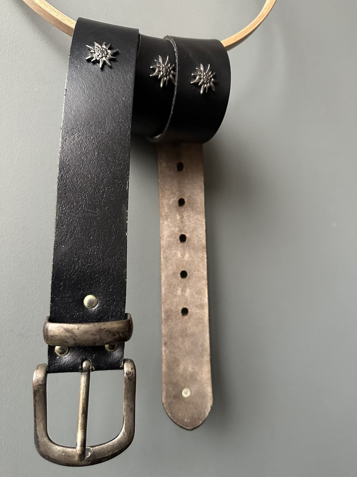 Vintage Vintage Italy Leather Belt Edelweiss Metal Concho Size ONE SIZE - 3 Thumbnail