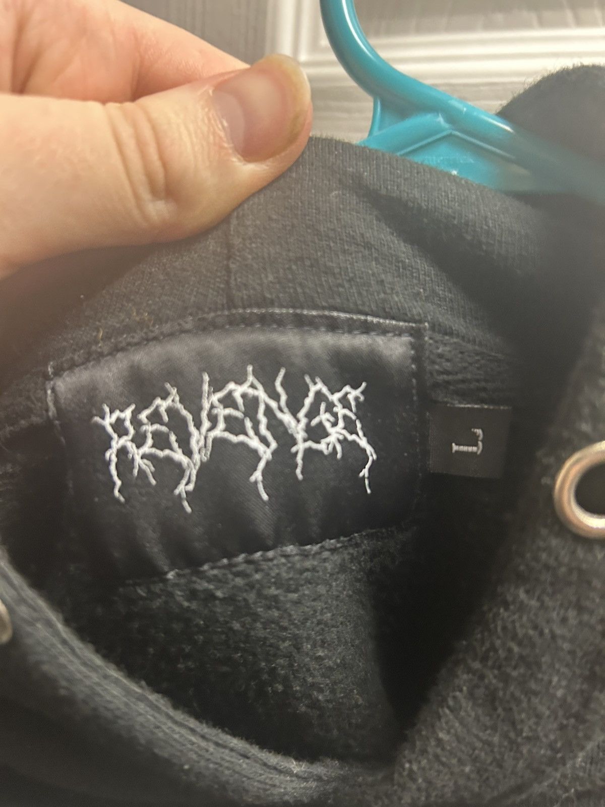 Revenge Revenge White Outline Kill Size US L / EU 52-54 / 3 - 4 Thumbnail