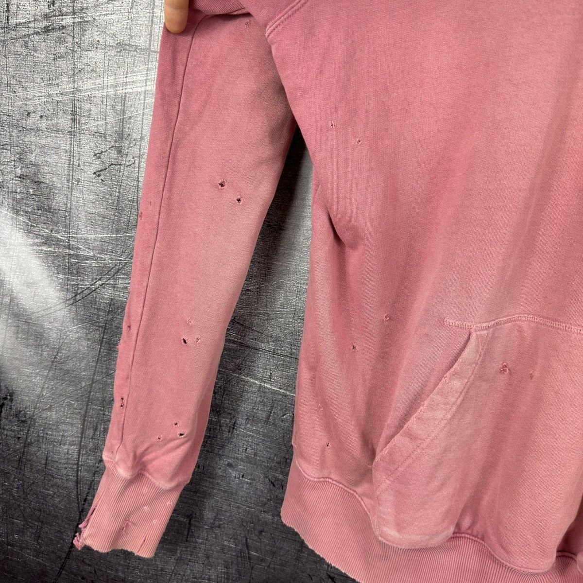 Diesel Diesel distressed sun faded pink hoodie avant garde Y2K Size US XL / EU 56 / 4 - 5 Thumbnail