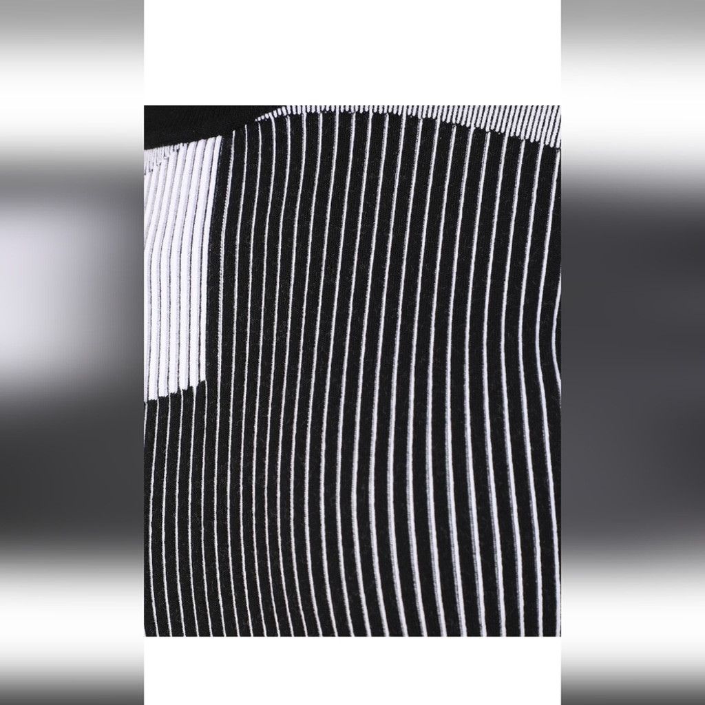 Just Cavalli JUST CAVALLI Black & White Turtleneck Sweater Size L / US 10 / IT 46 - 4 Thumbnail