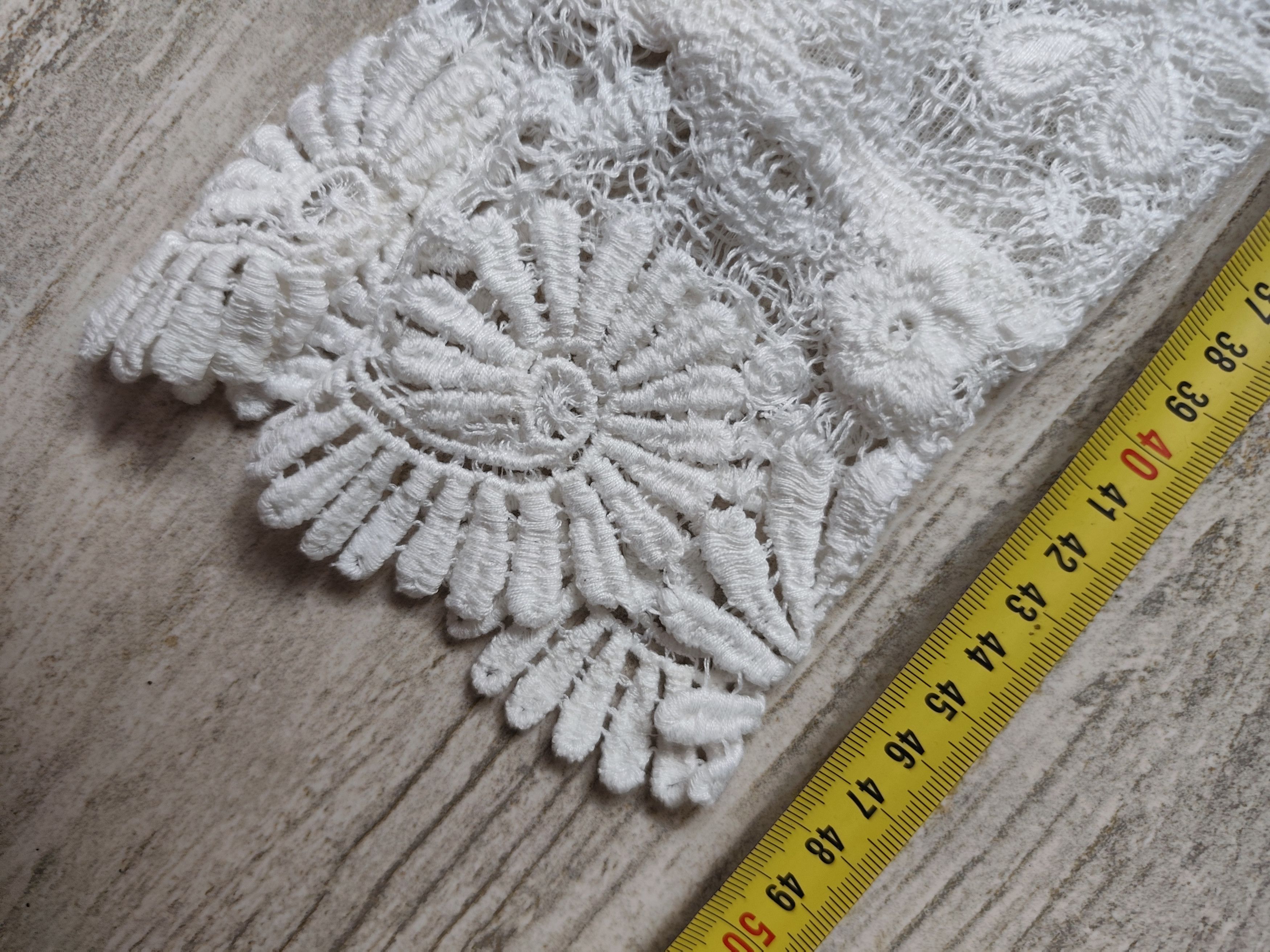 Ermanno Scervino Beautiful white lace jacket by Ermanno Scervino Size S / US 4 / IT 40 - 10 Thumbnail