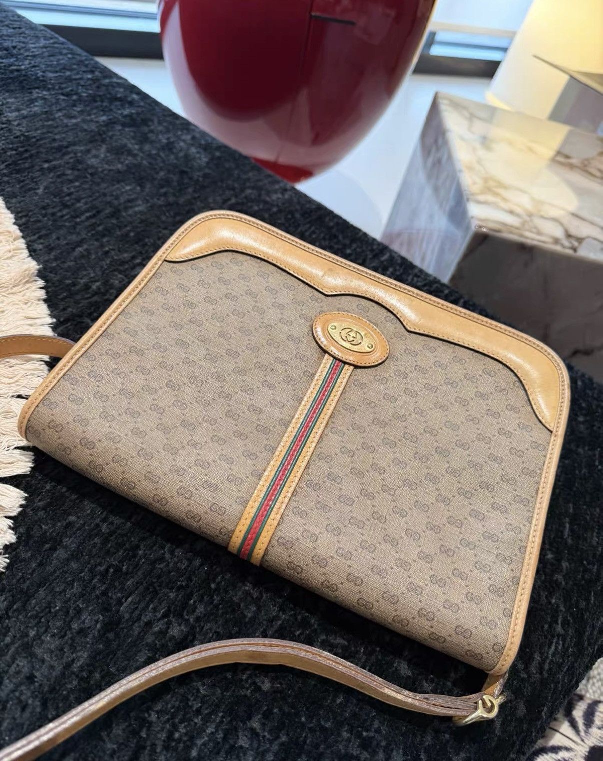 Gucci Gucci Vintage Monogram Crossbody Envelope Messenger Bag J36 Size ONE SIZE - 3 Thumbnail