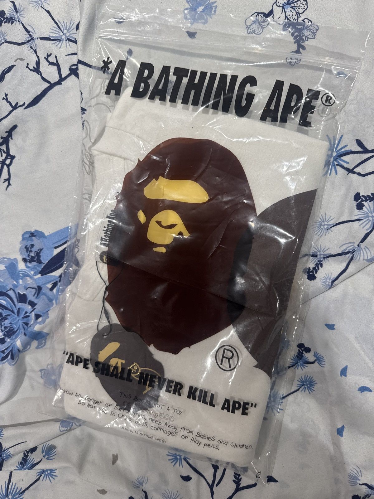 Bape × October's Very Own Bape x OVO Ape Head Tee White Size US L / EU 52-54 / 3 - 5 Thumbnail