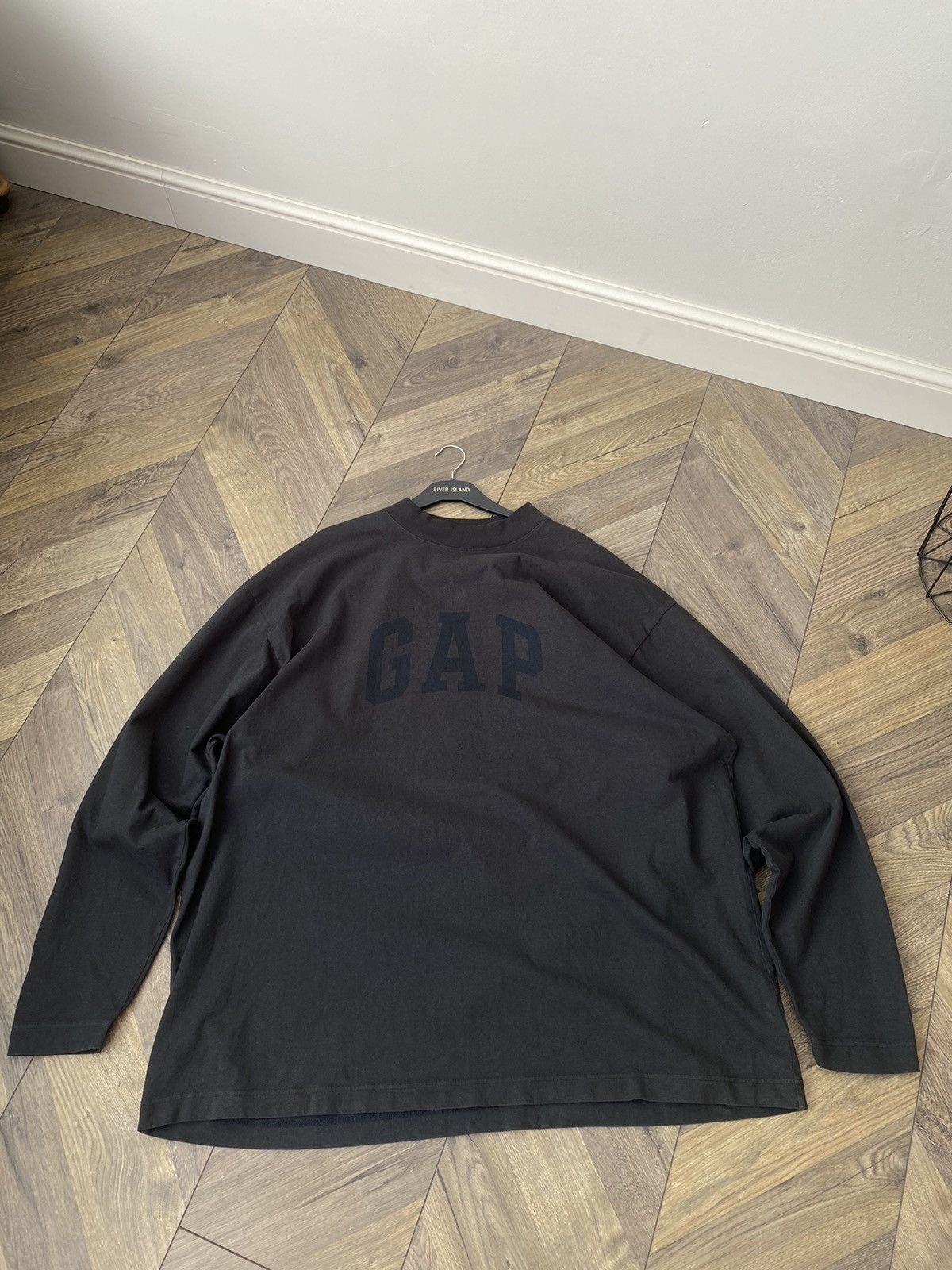 Balenciaga × Designer × Gap Yeezy × Gap × Balenciaga Dove long sleeve shirt Size US XL / EU 56 / 4 - 3 Thumbnail