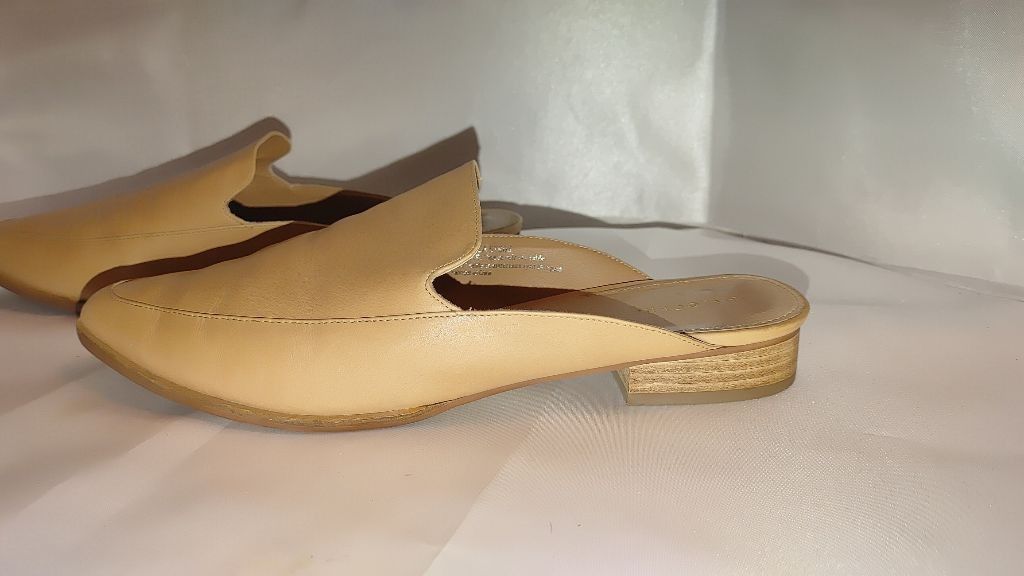 Halo Halogen Leather Slides Size 9M Size US 9 / IT 39 - 2 Thumbnail
