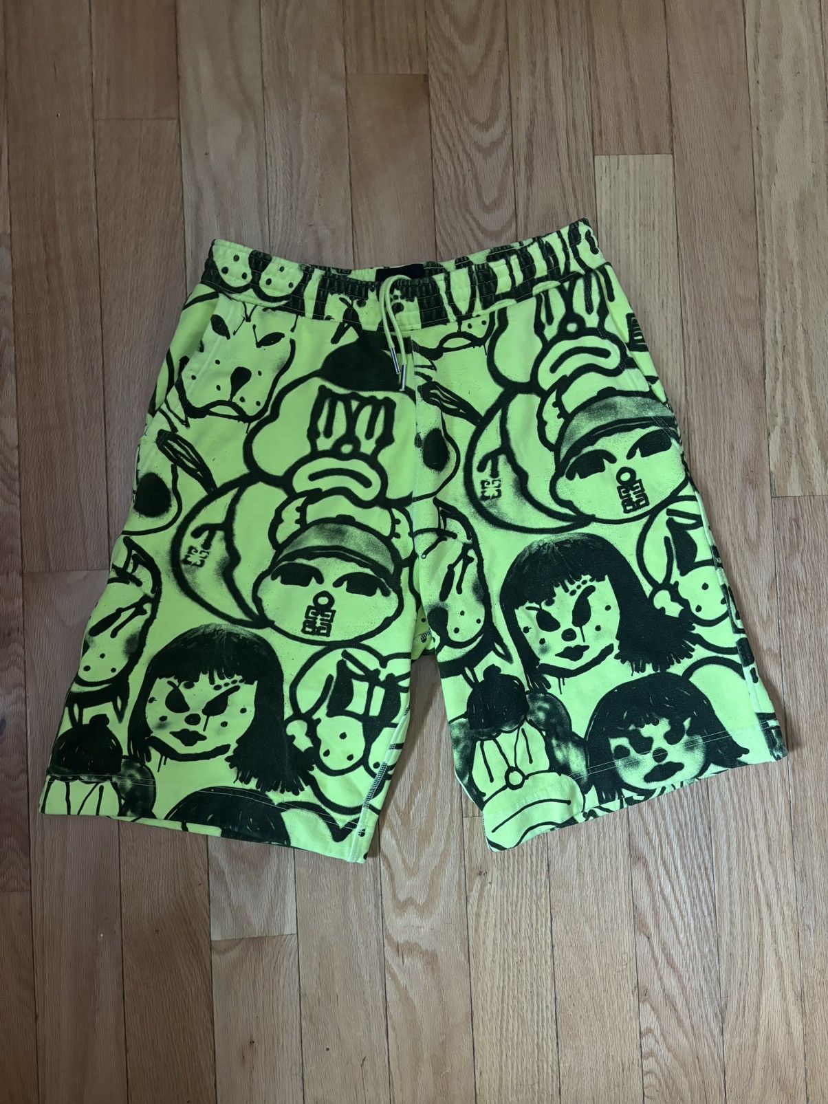 Chito × Givenchy Givenchy x Chito Allover Family Shorts Size US 34 / EU 50 - 1 Thumbnail