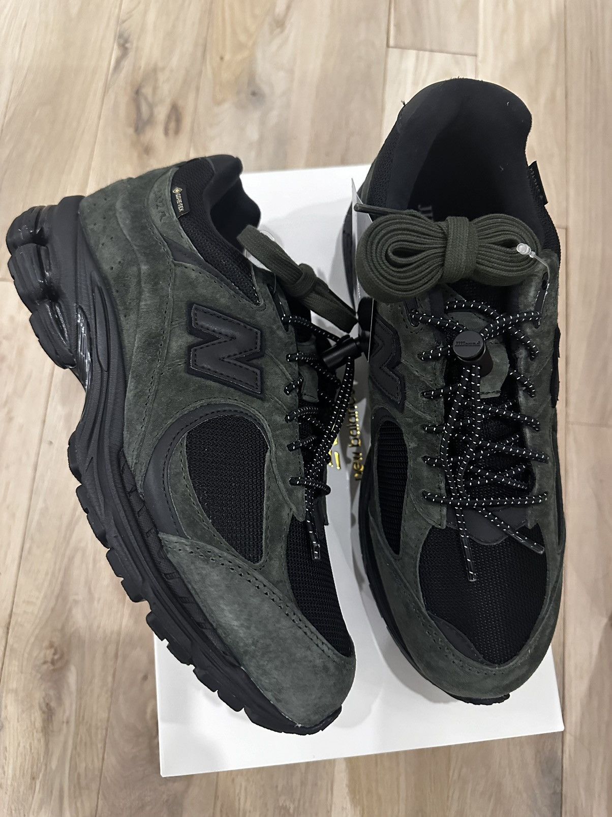 JJJJound × New Balance Jjjjound X New Balance 2002R Gore-tex Size US 7.5 / EU 40-41 - 2 Thumbnail