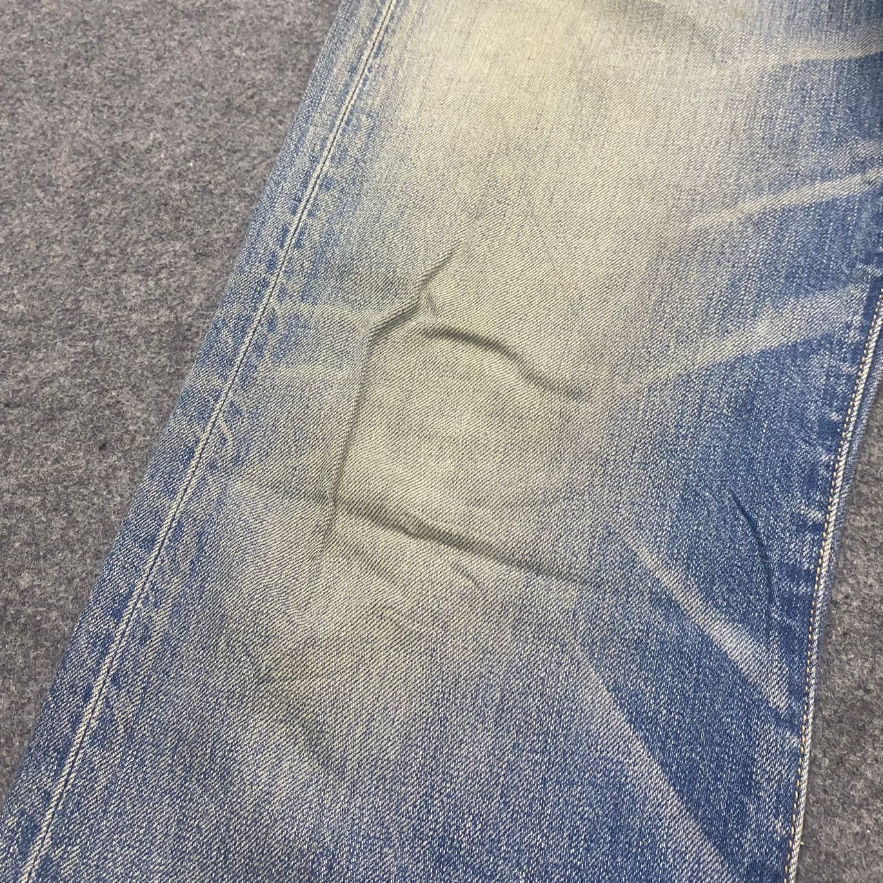 Levi's 💥Vintage Levis 501 Button Fly Kurt Cobain Style Size US 33 - 10 Thumbnail
