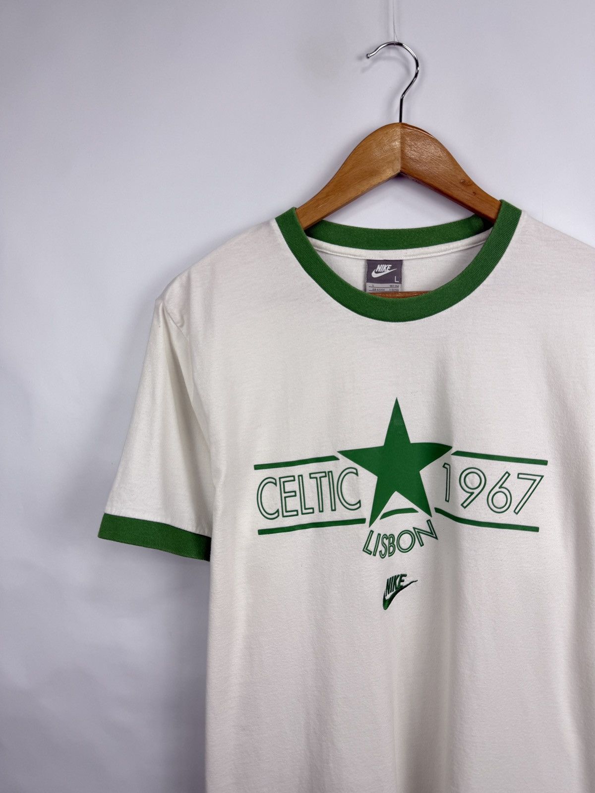 Nike 🏴󠁧󠁢󠁳󠁣󠁴󠁿 Vintage Y2K Nike Celtic 1967 Lisbon Rare T-Shirt Retro Size US L / EU 52-54 / 3 - 3 Thumbnail