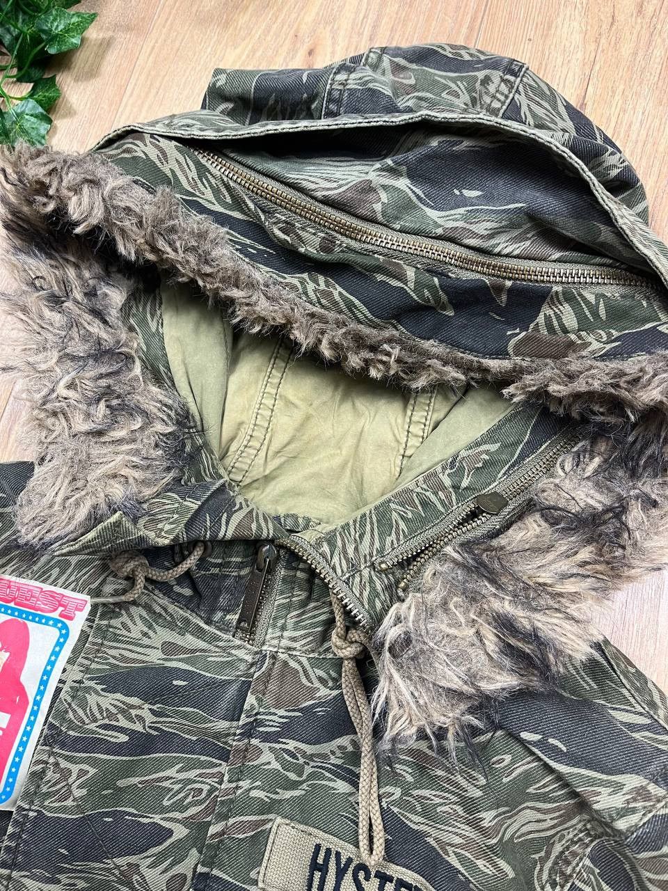 Hysteric Glamour 00’s HYSTERIC GLAMOUR CAMO ARCHIVE FUR HOOD PARKA JACKET Size US S / EU 44-46 / 1 - 8 Thumbnail