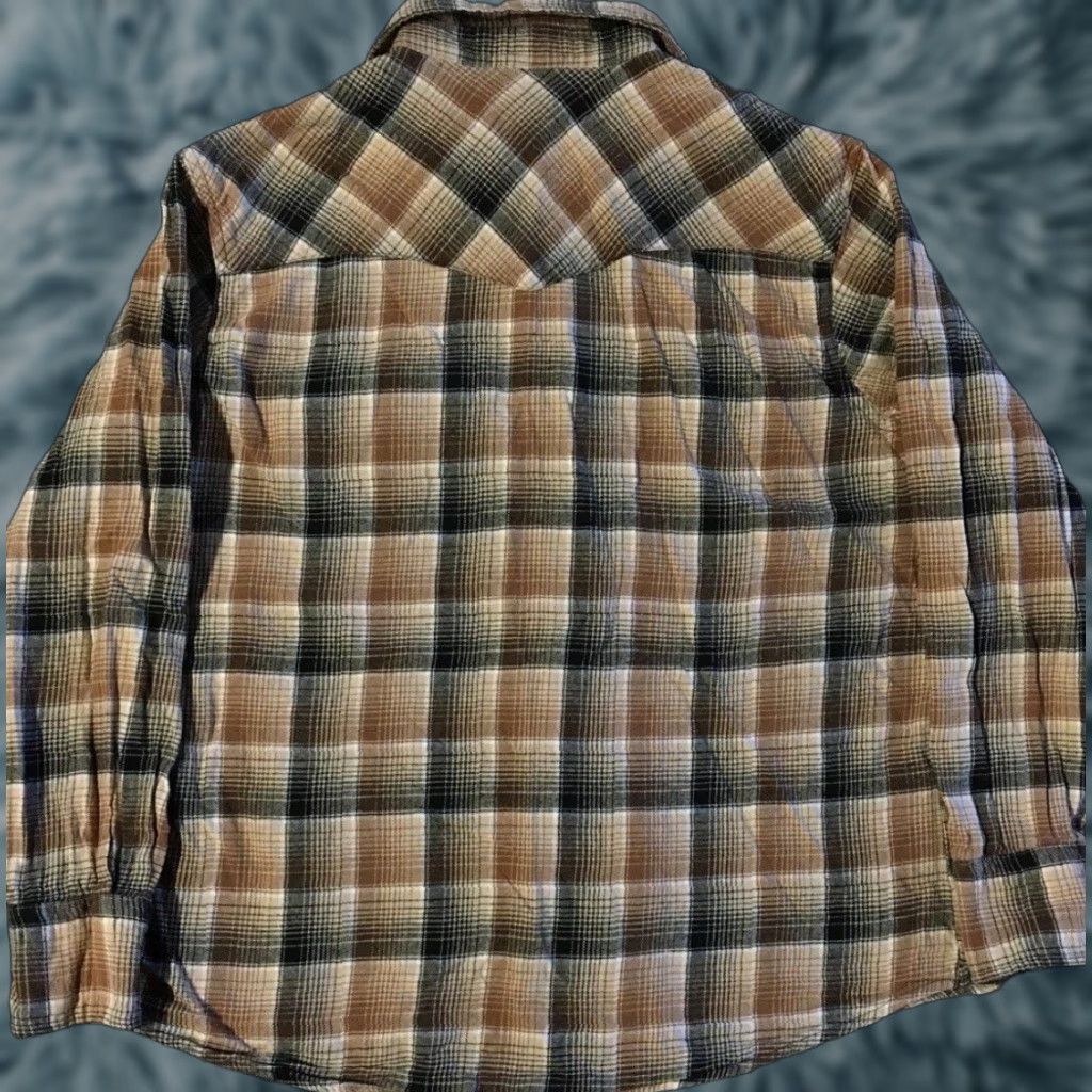 Wrangler VINTAGE Wrangler Pearl Snap Shirt XL Brown Plaid Flannel Women's Button-Up 90s Rodeo Cowboy Biker Grunge Western Size XL / US 12-14 / IT 48-50 - 1 Thumbnail