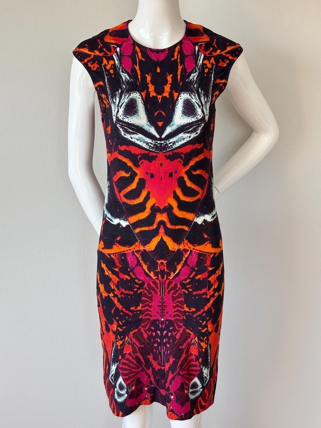 Alexander McQueen McQueen Printed Bodycon Butterfly Pattern Mini Dress S Size S / US 4 / IT 40 - 4 Thumbnail