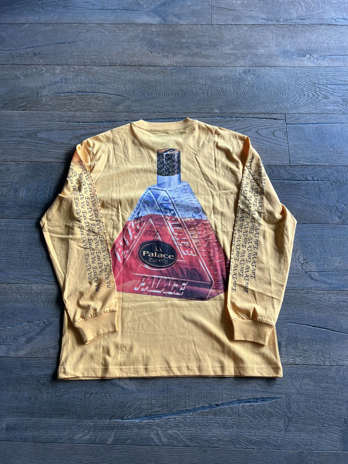 Palace Palace henny tee Size US L / EU 52-54 / 3 - 2 Thumbnail