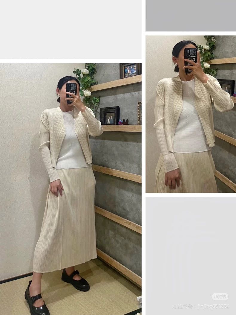 Issey Miyake Issey Miyake size:4 Milky white pleated skirt Size 31" - 7 Thumbnail