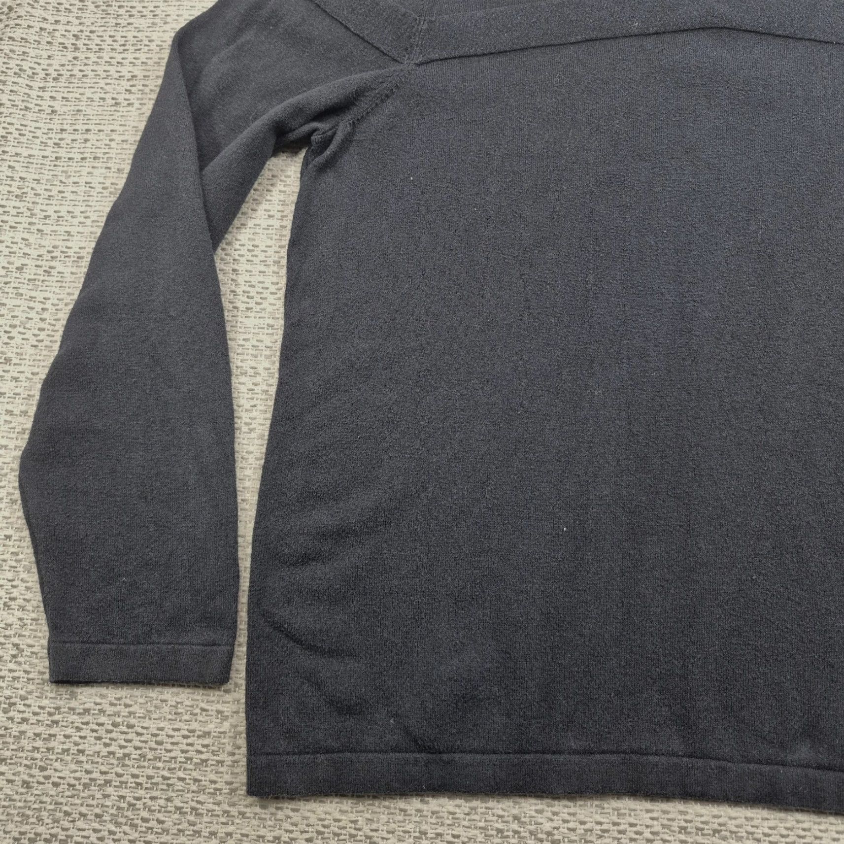 The North Face The North Face Sweater Mens XL Black V-Neck Knit Pullover Size US XL / EU 56 / 4 - 3 Thumbnail