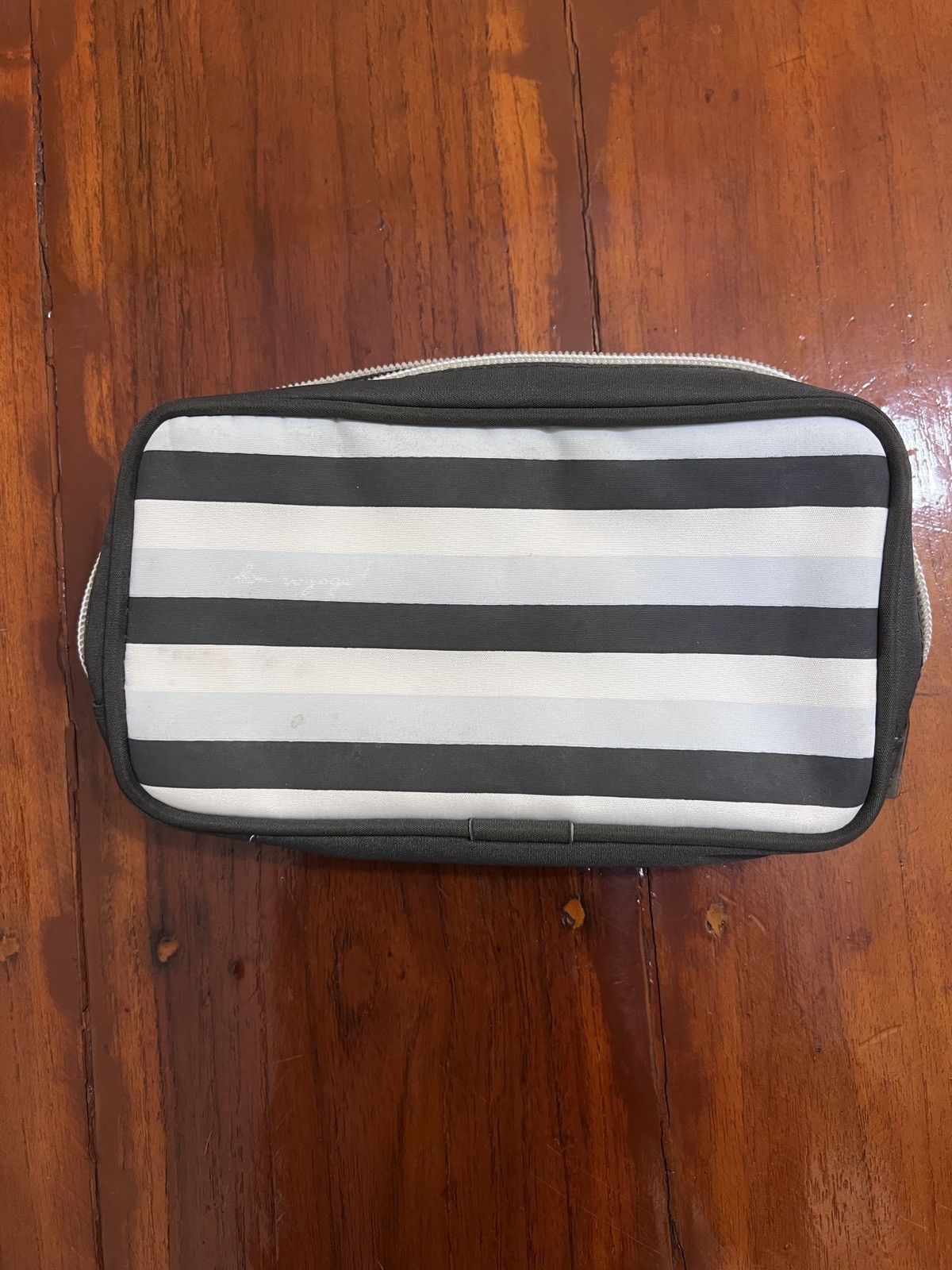 agnes b. Agnes B toiletries bags Size ONE SIZE - 4 Thumbnail