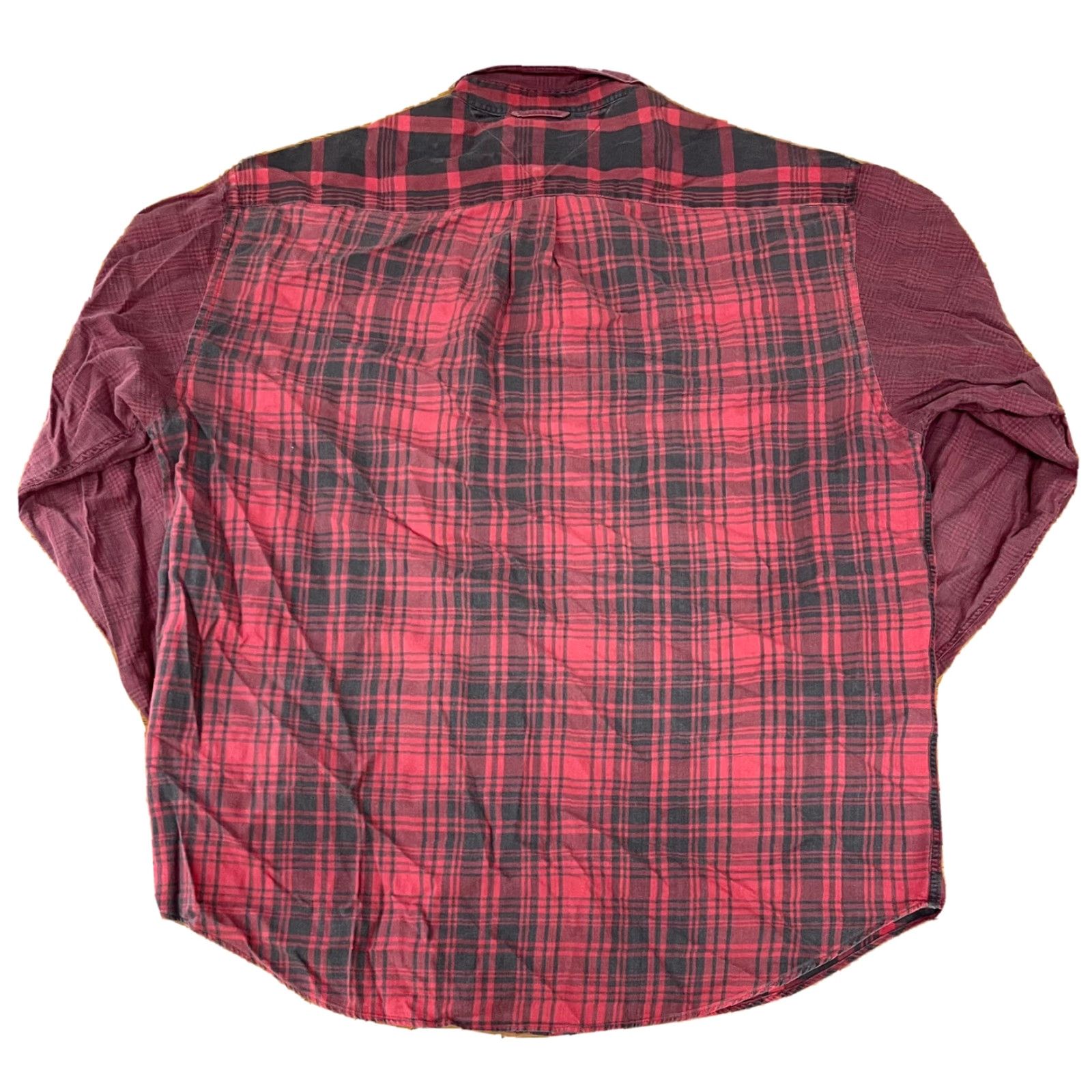 Tommy Hilfiger VINTAGE Tommy Hilfiger Shirt Red Plaid Long Sleeve Button-Down Sz L Adult Large Red, Cotton, 90s, Preppy, Lion Crest, Logo, Pocketed Mens Shirt Size 42R - 3 Thumbnail