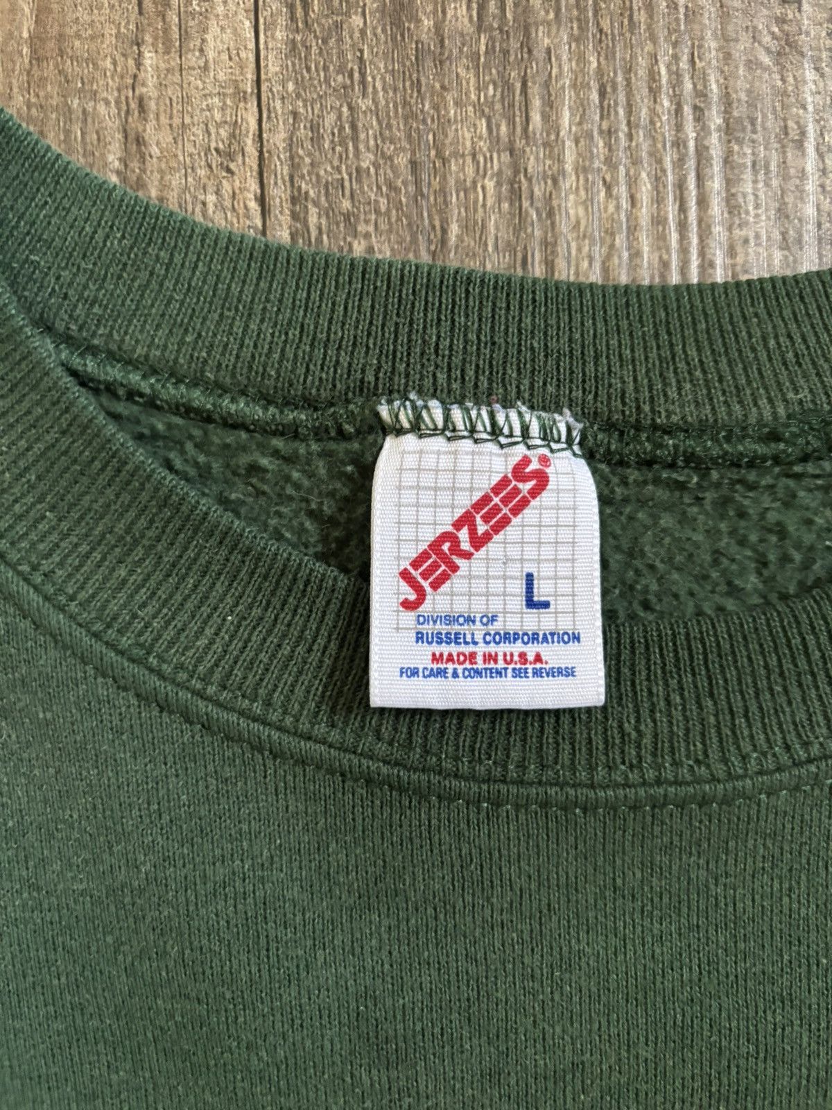 Jerzees Vintage Jerzees Cleveland, OH Embossed Skyline Crewneck Size US L / EU 52-54 / 3 - 2 Thumbnail