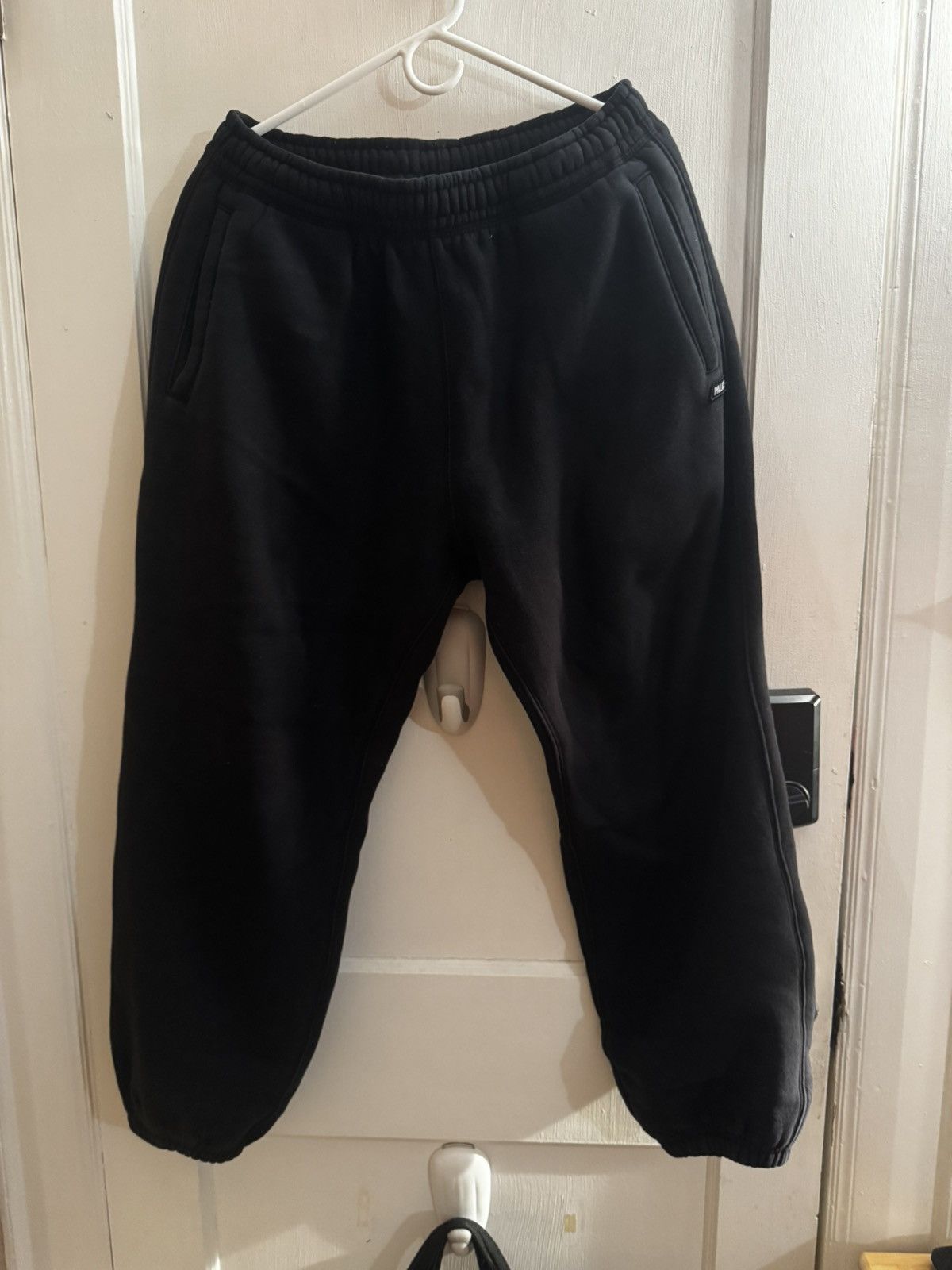 Palace PALACE Black Jogger Size US 34 / EU 50 - 1 Thumbnail