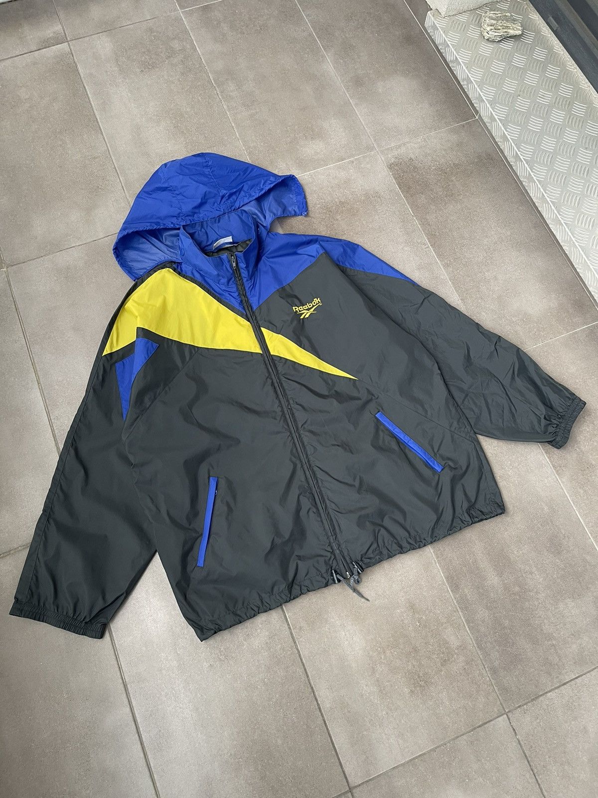 Reebok × Vintage 90S Vintage Reebok 3 Tone Technical Track Light Jacket Size US XL / EU 56 / 4 - 3 Thumbnail