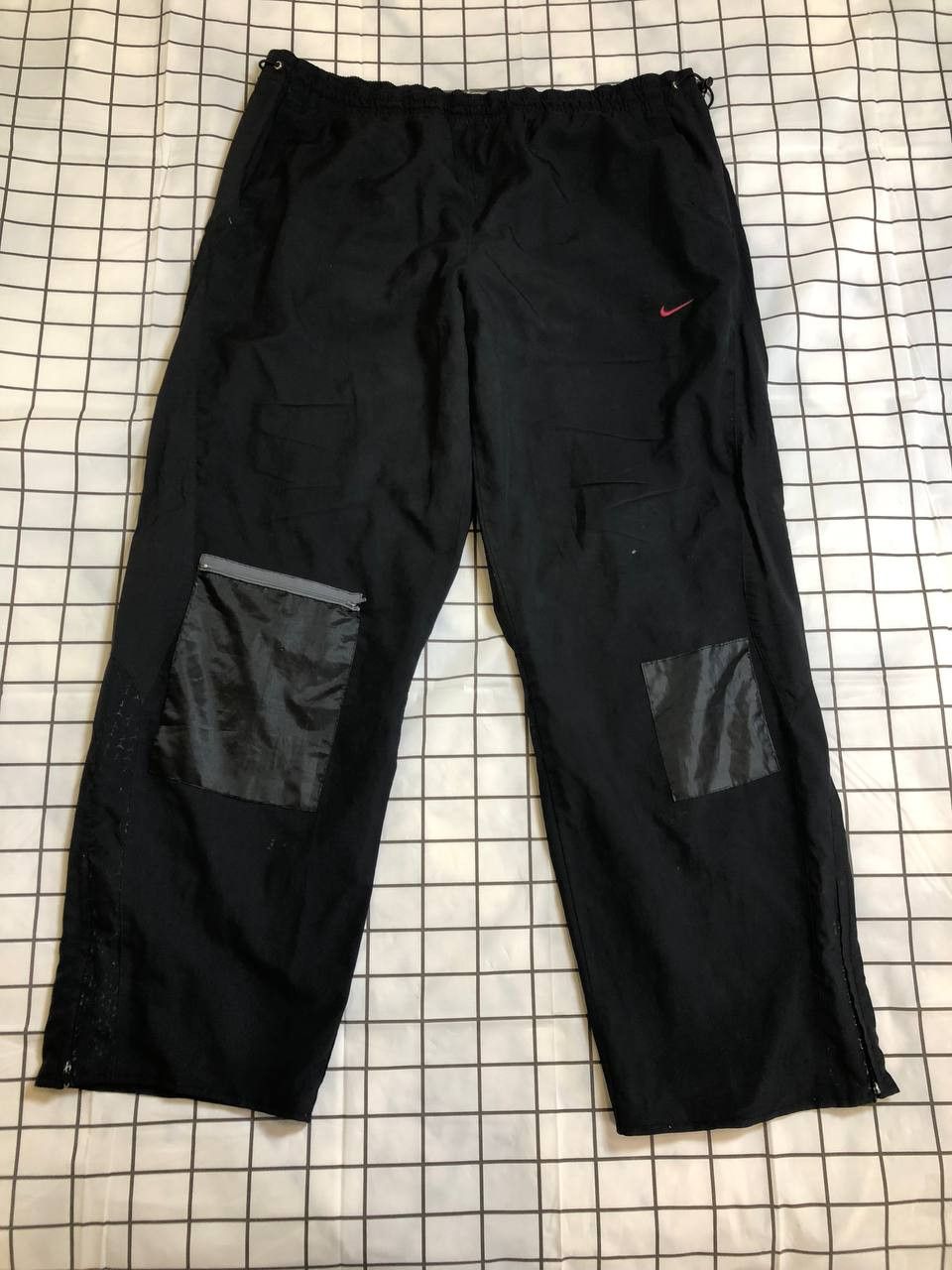 Nike sweatpants black NIKE logo Y2K Vintage size XXL Size US 38 / EU 54 - 1 Thumbnail