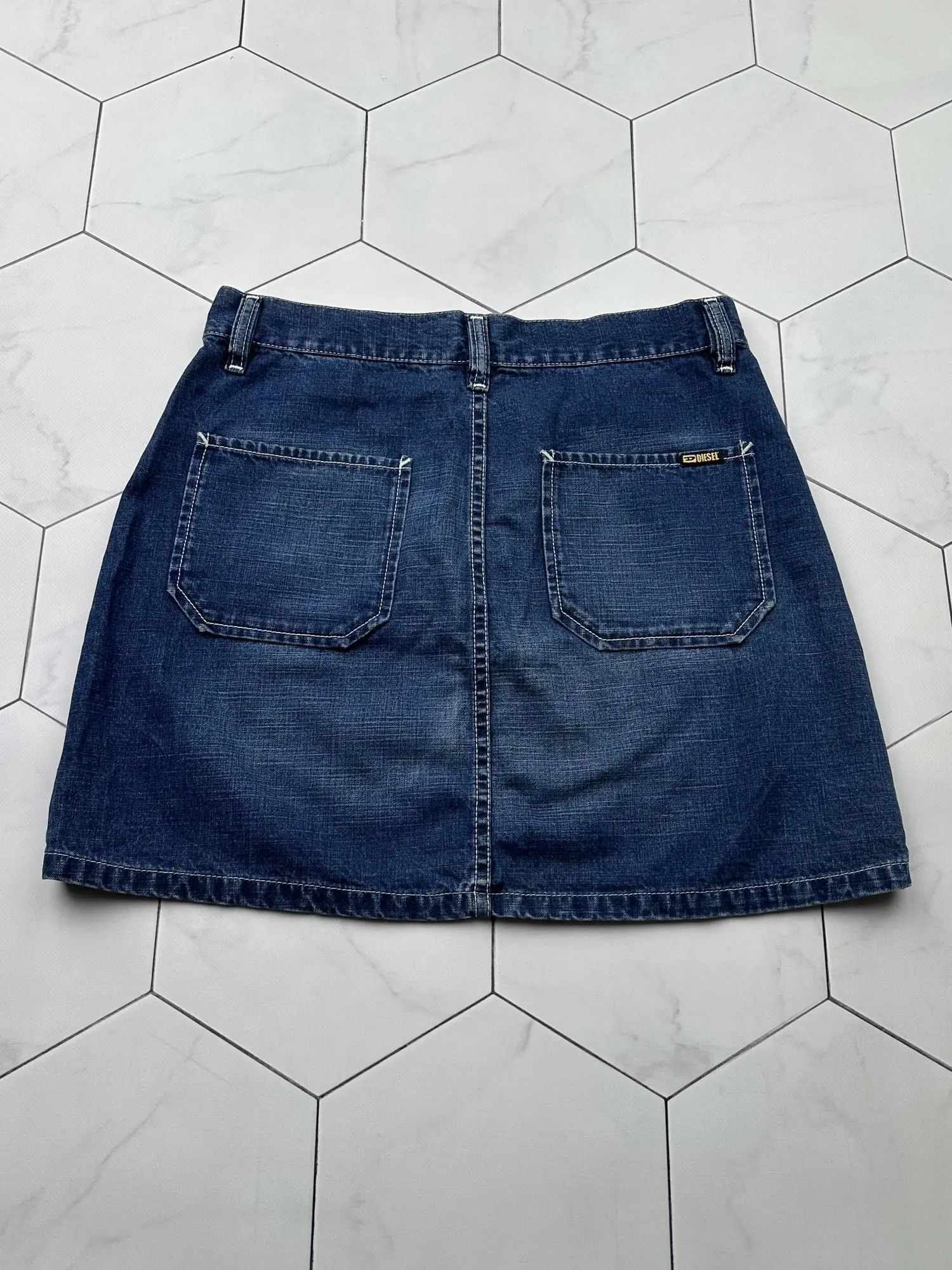 Diesel Diesel Vintage Flare Mini Skirt (B252) Size 27" / US 4 / IT 40 - 8 Thumbnail