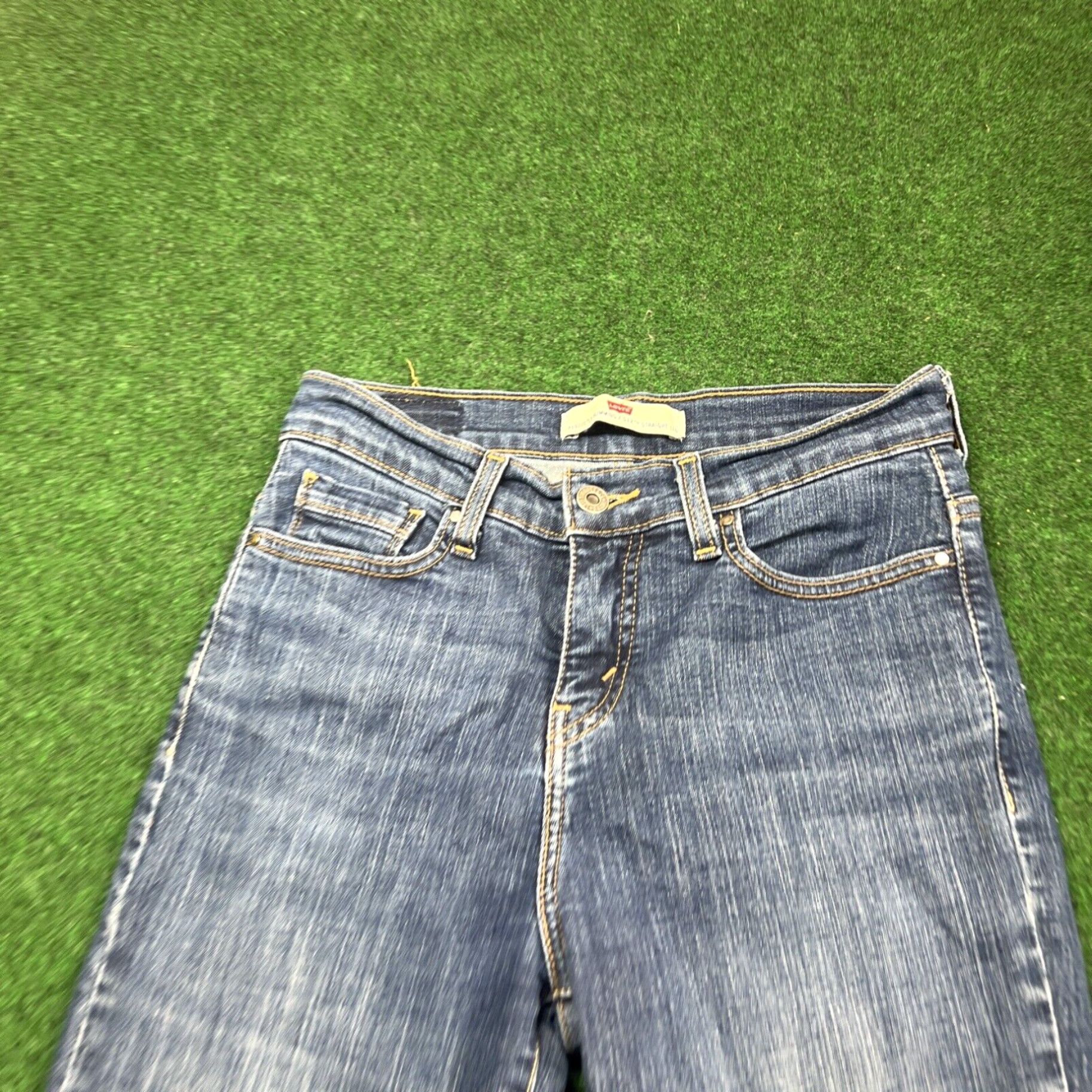 Levi's Women's Levis 512 Perfectly Slimming Straight Leg Blue Jeans Size 27x30 Size 27" / US 4 / IT 40 - 2 Thumbnail