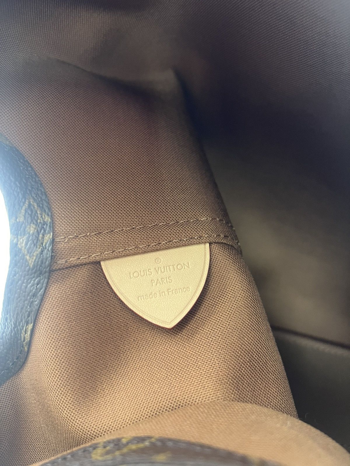 Louis Vuitton Louis Vuitton Atlantis GM Monobram Hand bag Size 40 - 9 Thumbnail