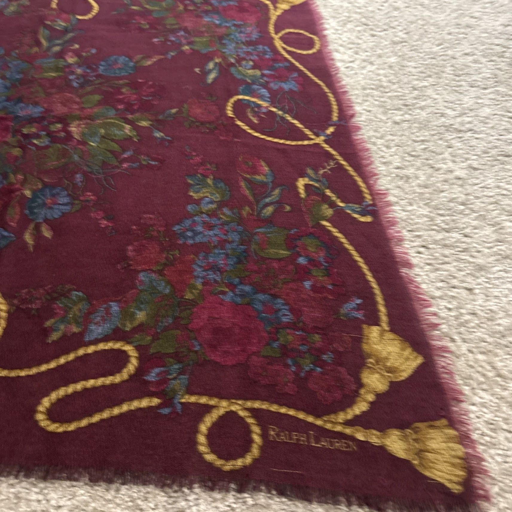 Vintage VINTAGE Polo Ralph Lauren Scarf Women's Wool Floral Rose Burgundy Red Heritage 100% Wool Size ONE SIZE - 4 Thumbnail