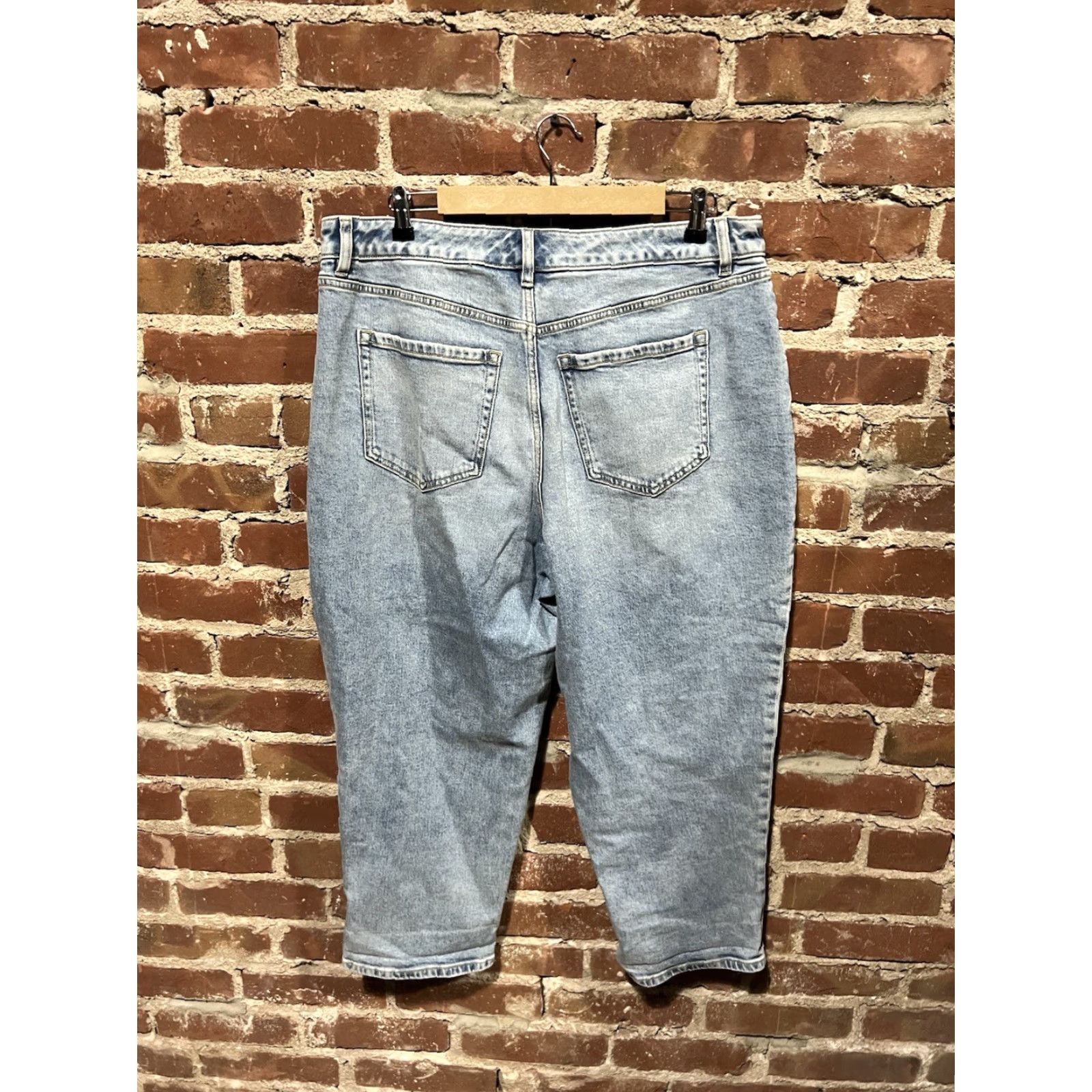 Vintage Lane Bryant Signature Fit Mid Rise Boyfriend Capri Womens Size 14 Jeans Blue Capris Size ONE SIZE - 2 Thumbnail