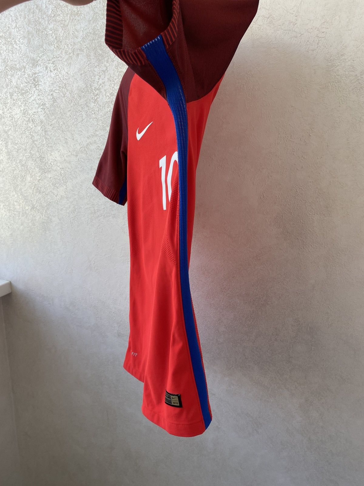 Nike ENGLAND 2016 PLAYER ISSUE #10 ROONEY FOOTBALL SHIRT NIKE Size US M / EU 48-50 / 2 - 14 Thumbnail