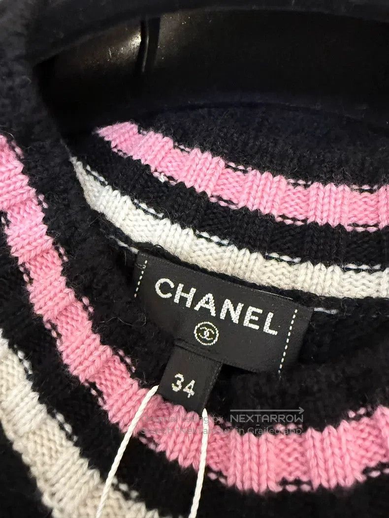 Chanel Chanel College-style cashmere dress Size XXS / US 00 / IT 34 - 5 Thumbnail