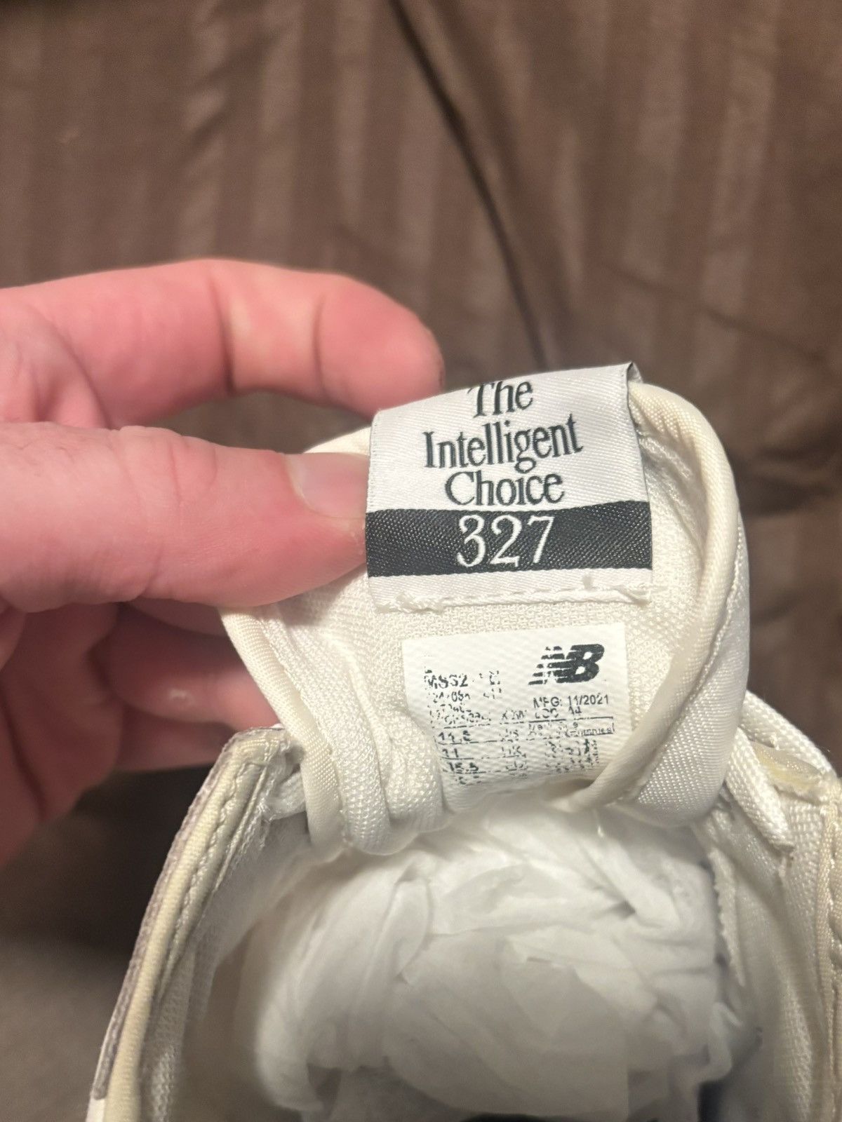 New Balance Men's New Balance 327 Sea Salt White Black Athletic 11.5 Size US 11.5 / EU 44-45 - 8 Thumbnail