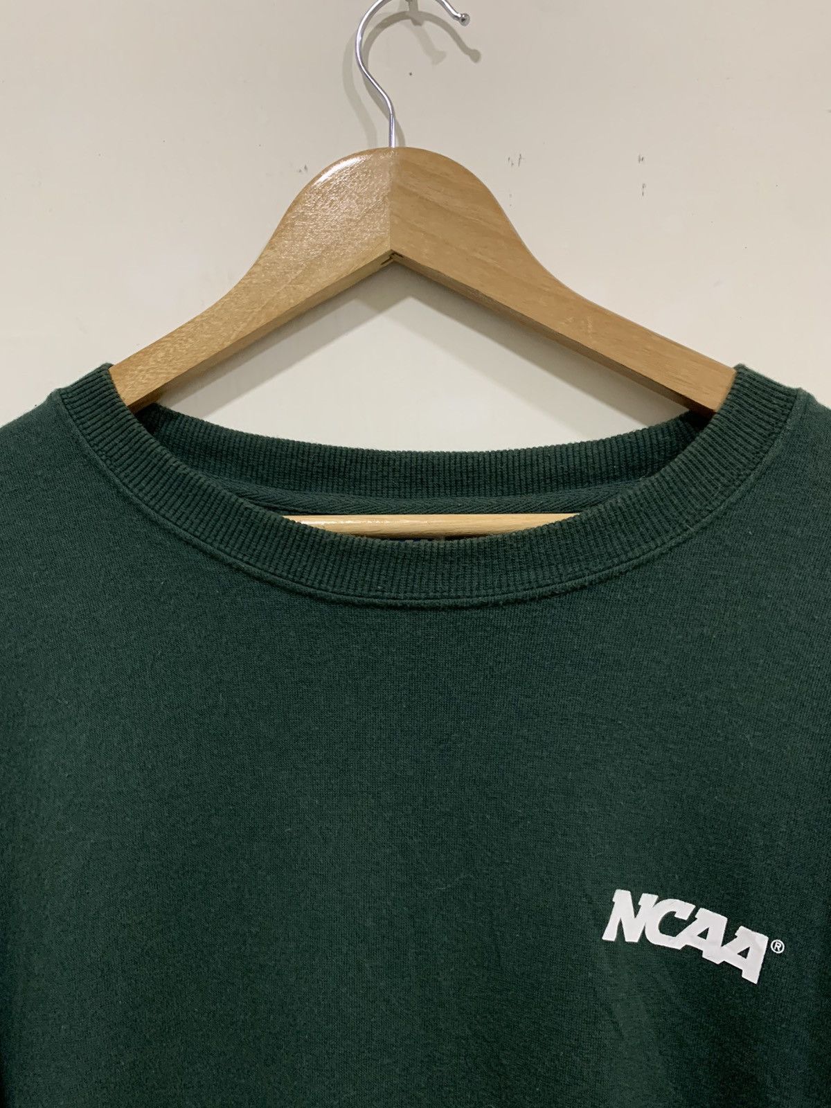 NCAA Vintage NCAA Green Sweatshirt Big Size Size US XXL / EU 58 / 5 - 9 Thumbnail