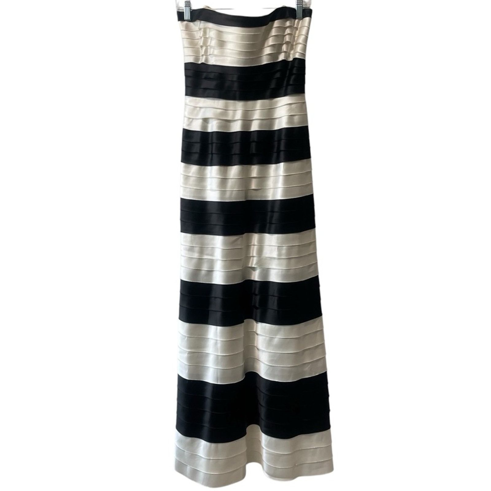 Bcbgmaxazria Strapless Bottom Ruffle Cotton Gown | Grailed