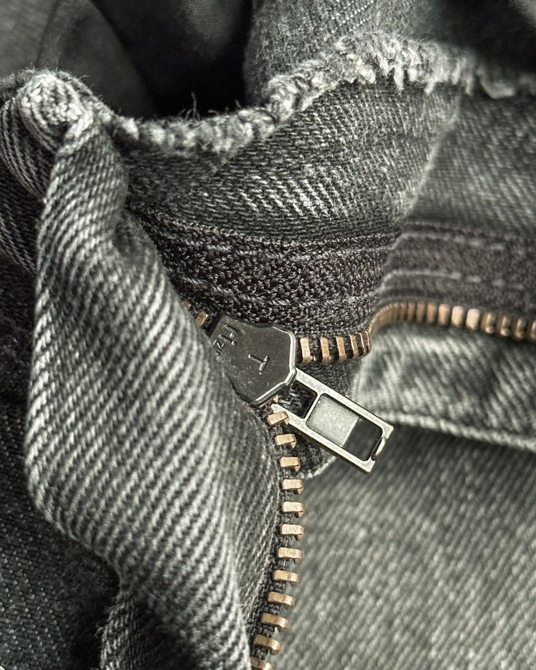 Miu Miu × Prada 1990s Deconstructed Dark Wash Denim Pants Size US 31 - 5 Thumbnail