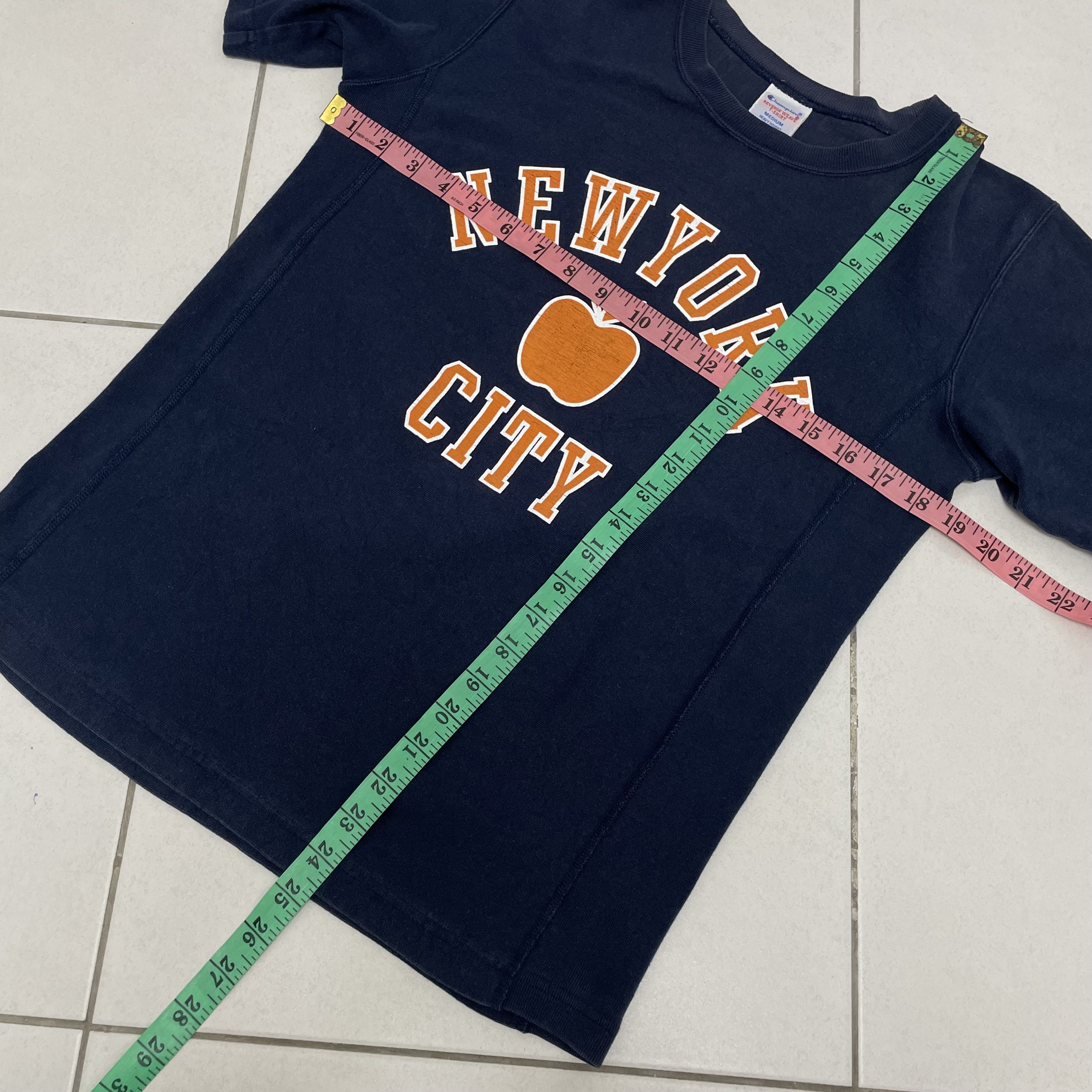 Champion ⭐️SALE⭐️ [M] CHAMPION REVERSE WEAVE TSHIRT HEAVY WEIGHT Size US M / EU 48-50 / 2 - 4 Thumbnail