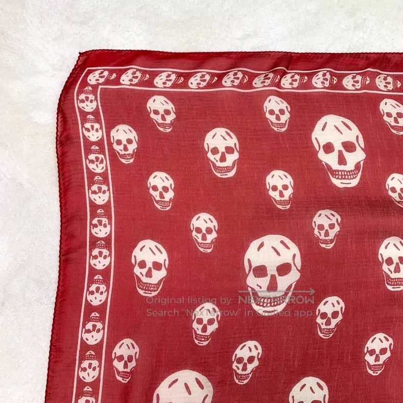 Alexander McQueen Alexander Mcqueen Red skull full of mulberry silk scarf Size ONE SIZE - 3 Thumbnail