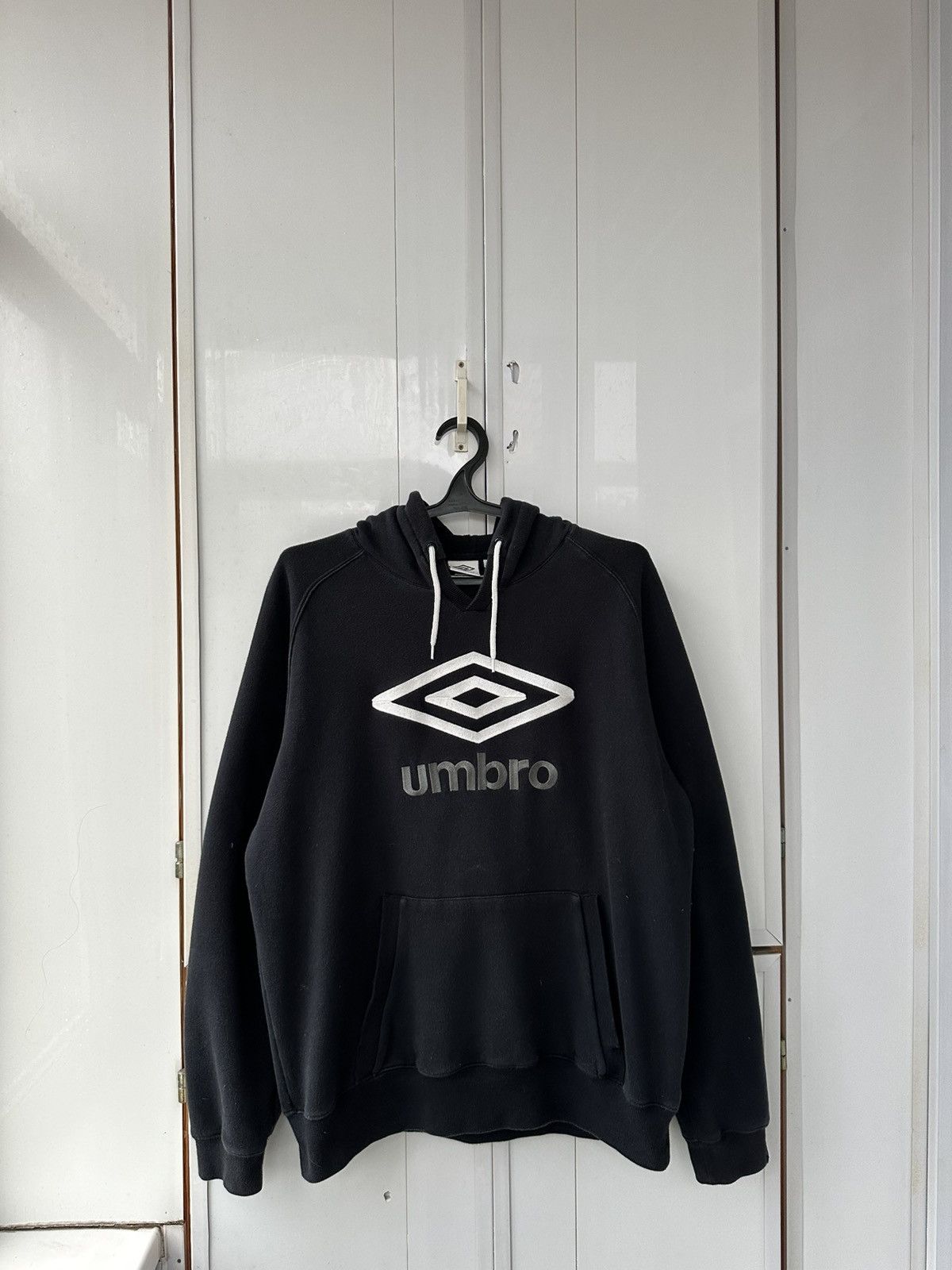 Umbro Vintage Umbro Hoodie Big Logo Centre Y2K Size US XL / EU 56 / 4 - 1 Thumbnail