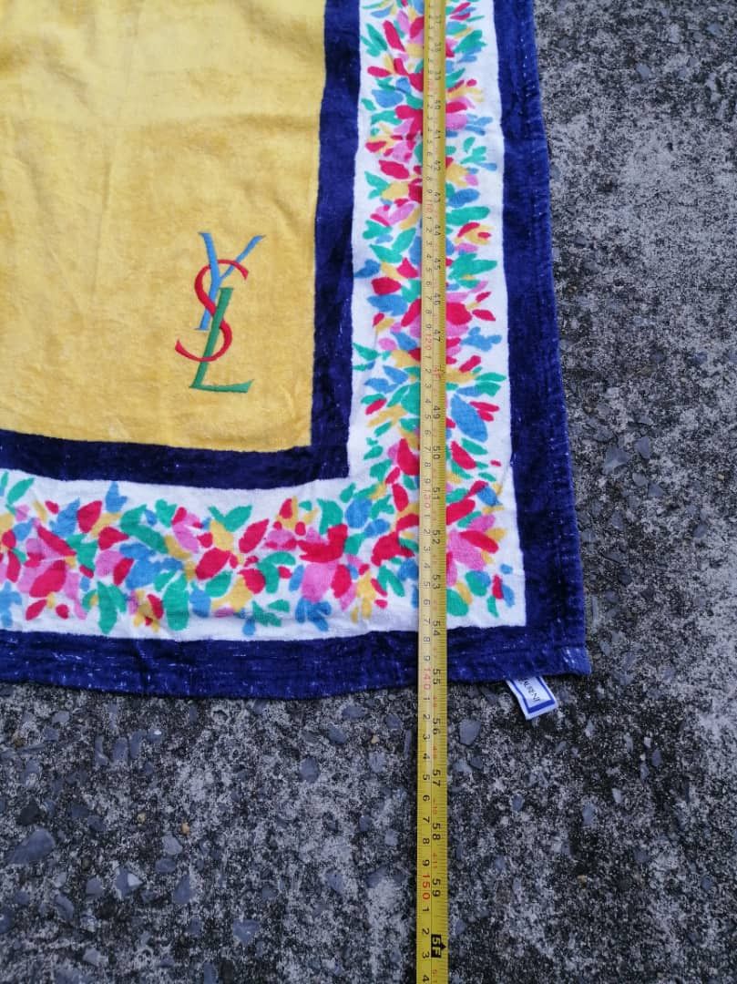 Yves Saint Laurent Yves Saint Laurent Made In Japan Nice Design Towel Size ONE SIZE - 3 Thumbnail