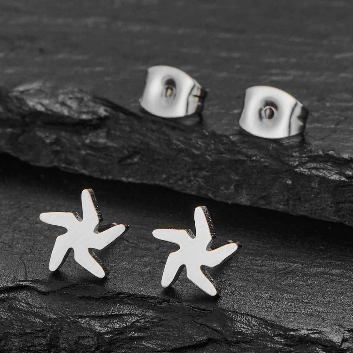 Jewelry Wind Turbine Mini Stud Earrings Charm Earring Gift Size ONE SIZE - 1 Preview