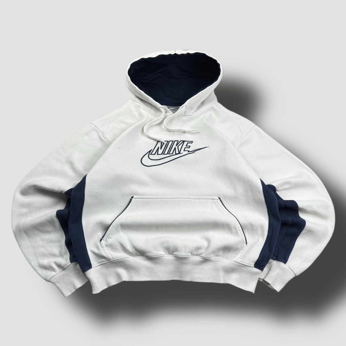 Nike × Vintage NIKE VINTAGE CENTER LOGO OVERSIZE BOXY HOODIE Size US M / EU 48-50 / 2 - 1 Thumbnail