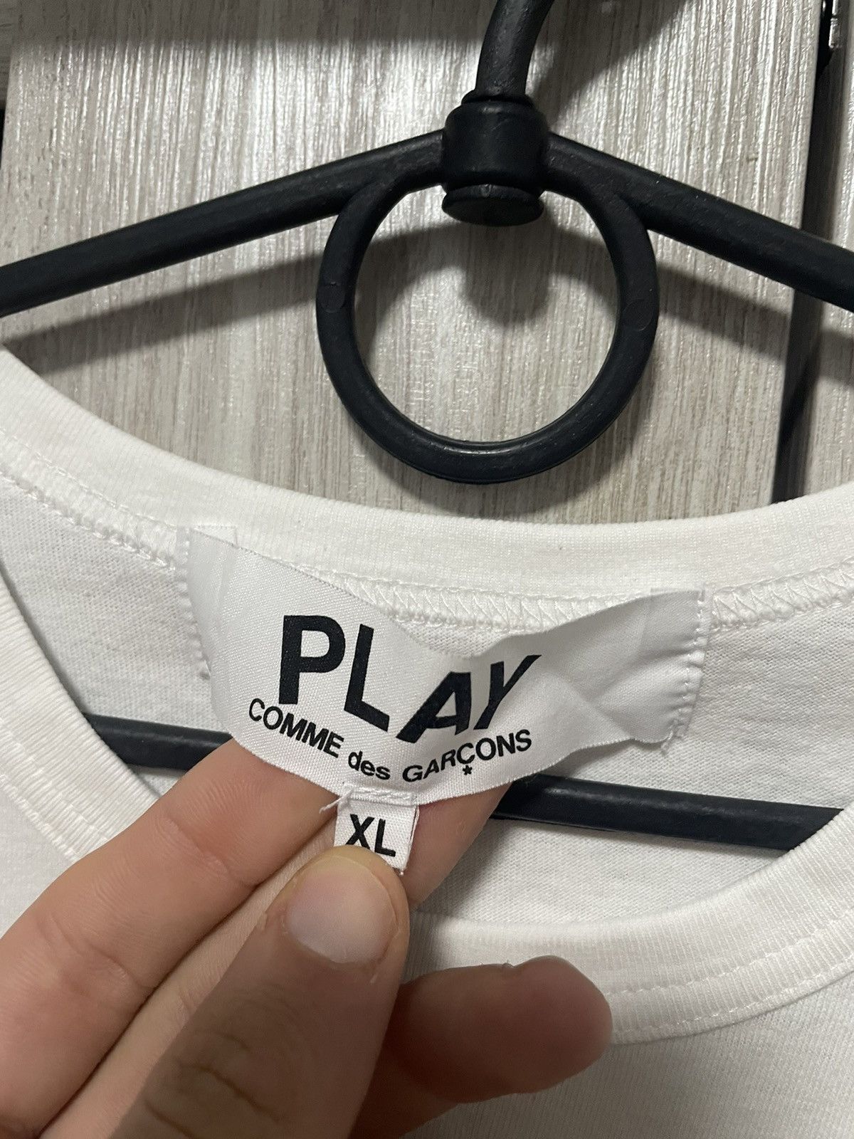 Comme des Garcons × Comme des Garcons PLAY PLAY Comme des Garçons Tee Big Logo Heart T-Shirt Size US XL / EU 56 / 4 - 7 Thumbnail