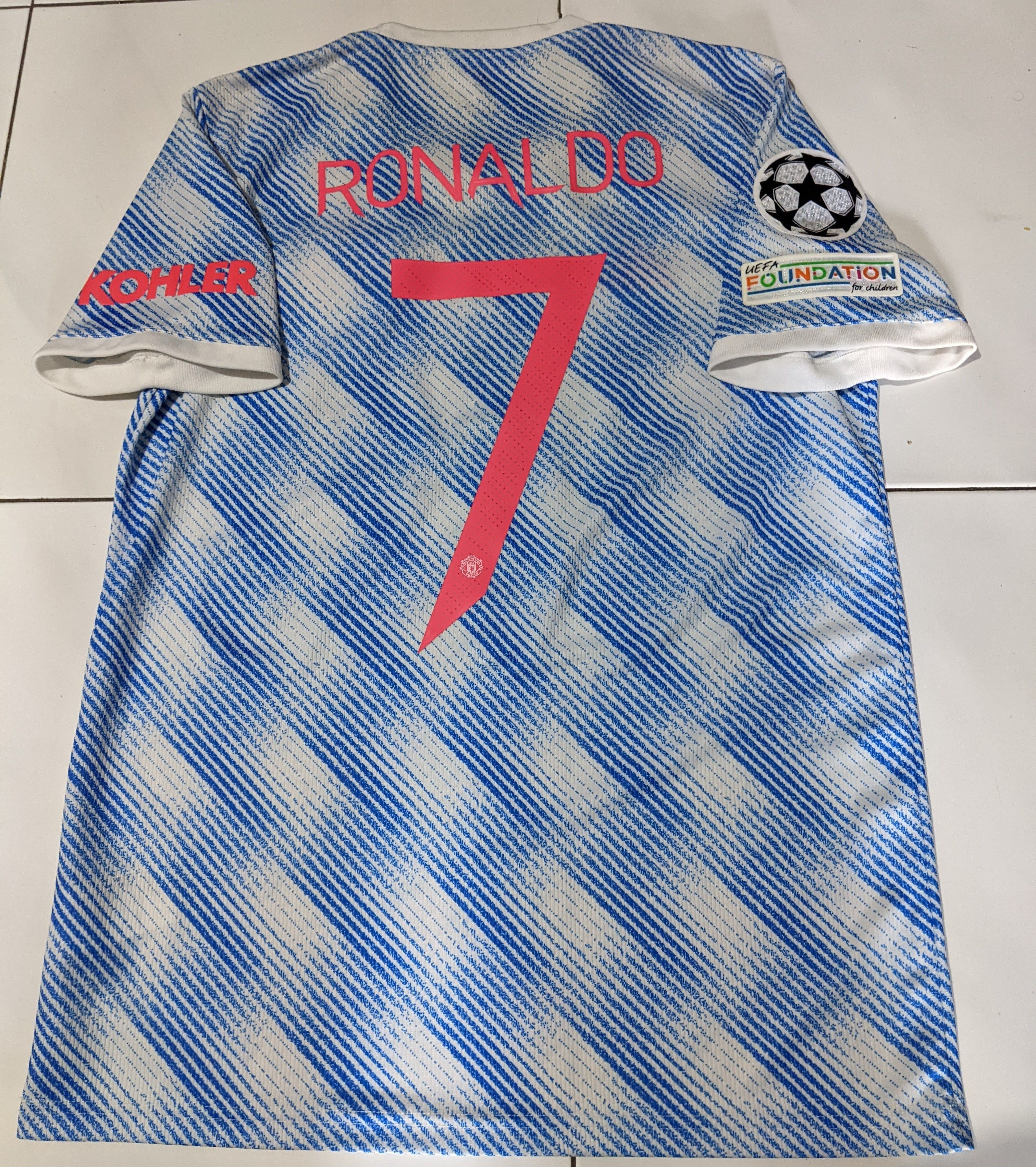 Adidas Manchester United 2021-2022 Away Jersey Cristiano Ronaldo 7 Size US M / EU 48-50 / 2 - 2 Thumbnail