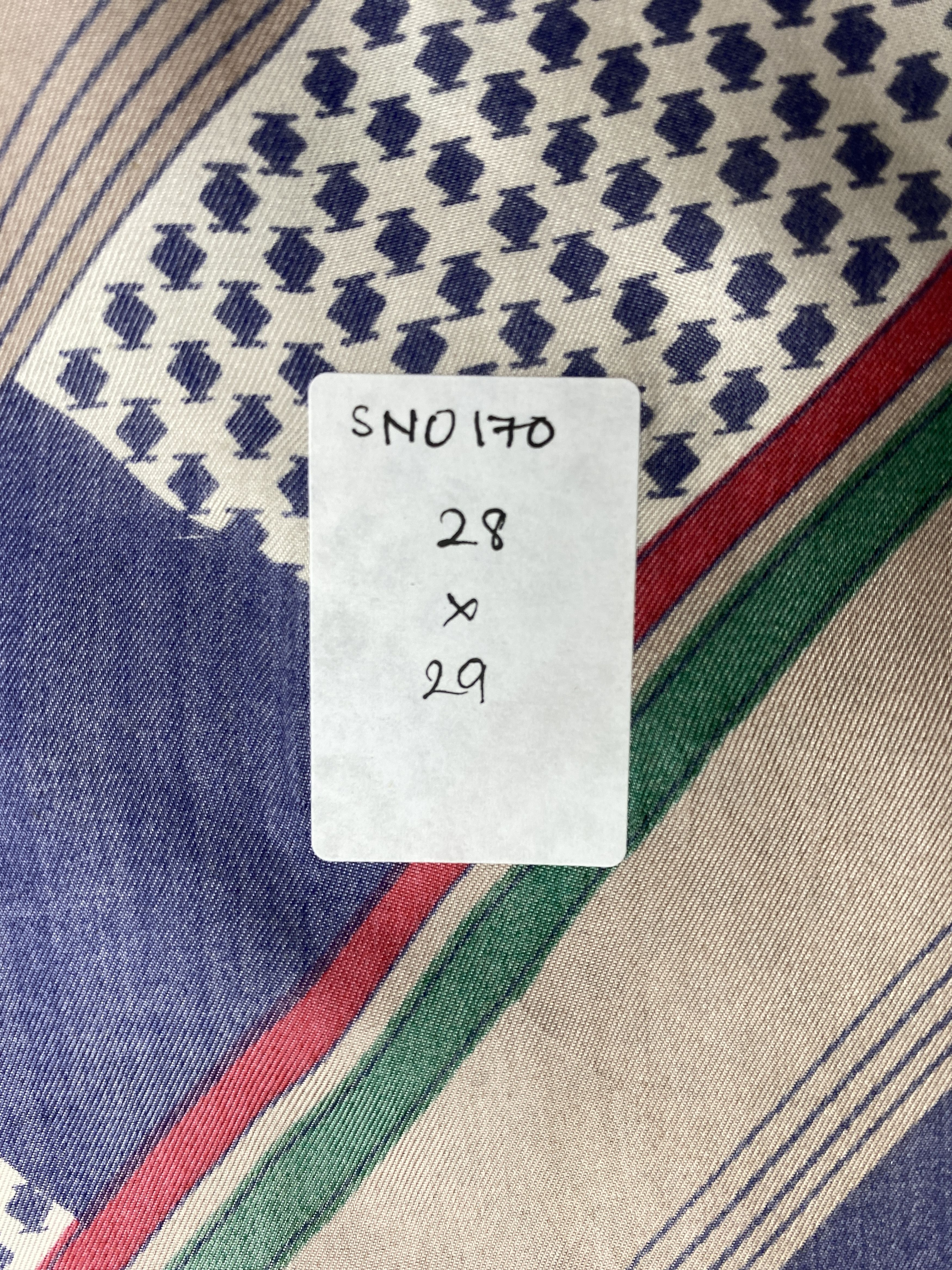 Japanese Brand Vintage Japanese Brand Silk Scarf SN0170 Size ONE SIZE - 8 Thumbnail