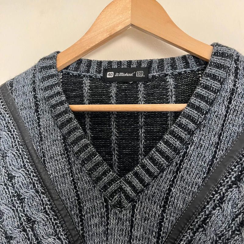 Designer St. Michael’s Knitted V-Neck Jumper - M Size US M / EU 48-50 / 2 - 2 Thumbnail